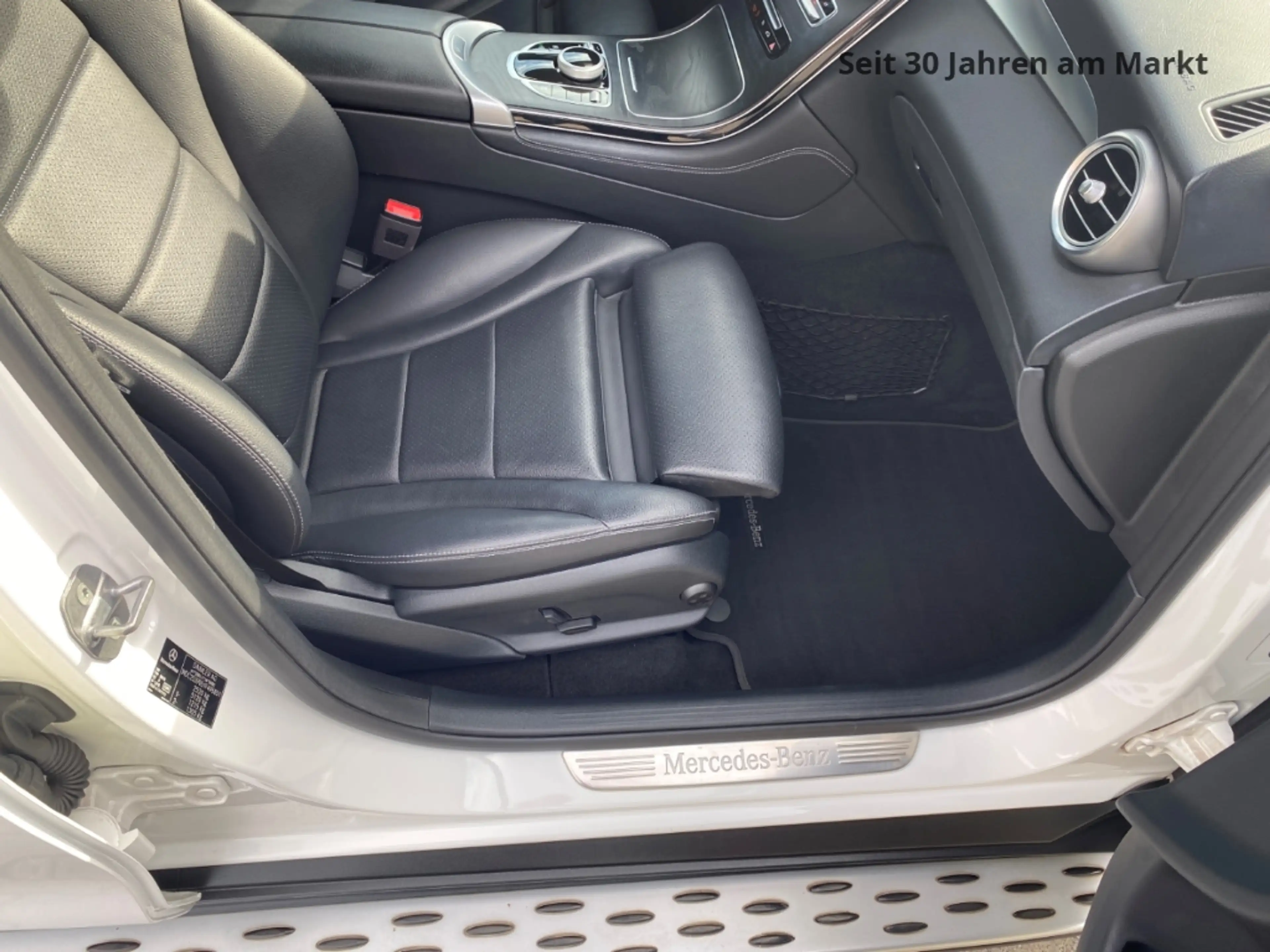Mercedes-Benz GLC 220 d 4Matic,LED,PDC,Kamera,SH,1.Hand,Navi, — photo 11