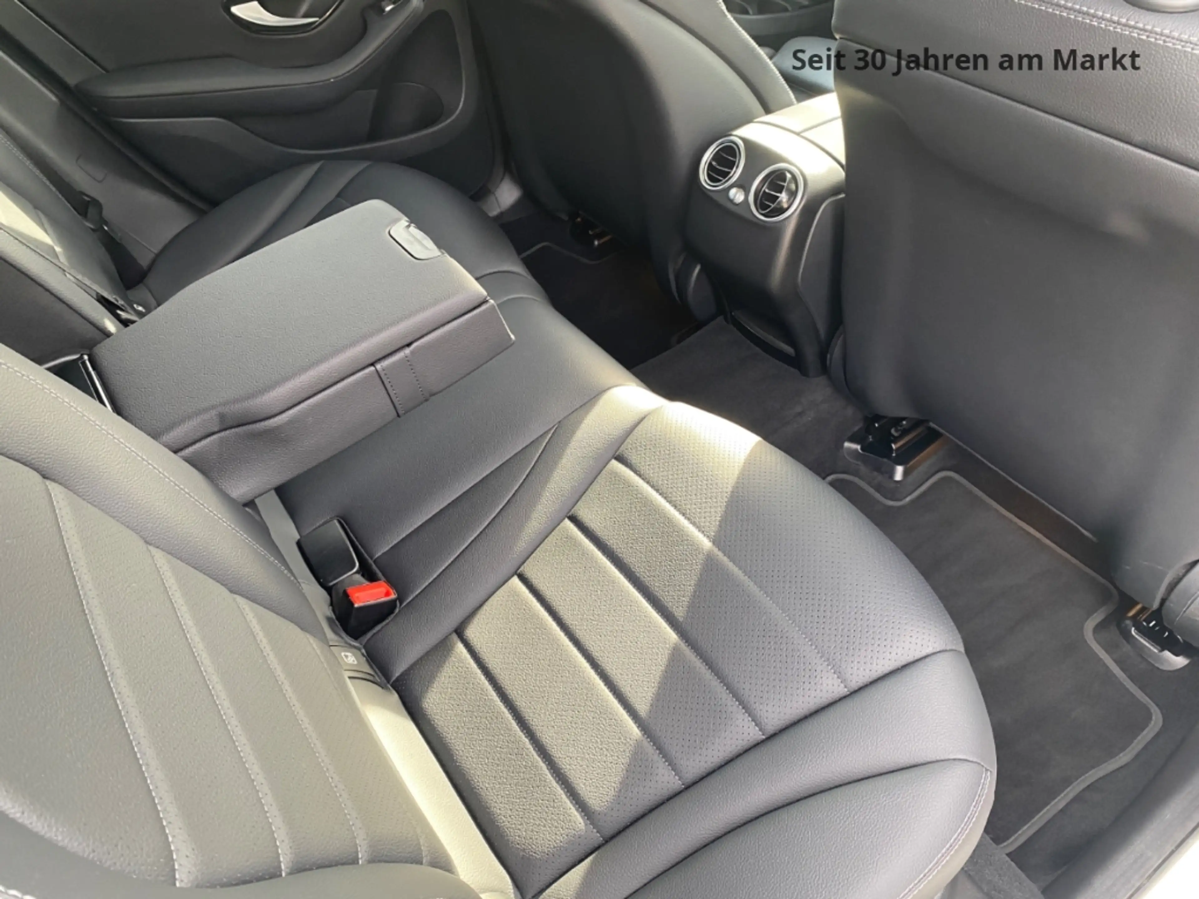 Mercedes-Benz GLC 220 d 4Matic,LED,PDC,Kamera,SH,1.Hand,Navi, — photo 10