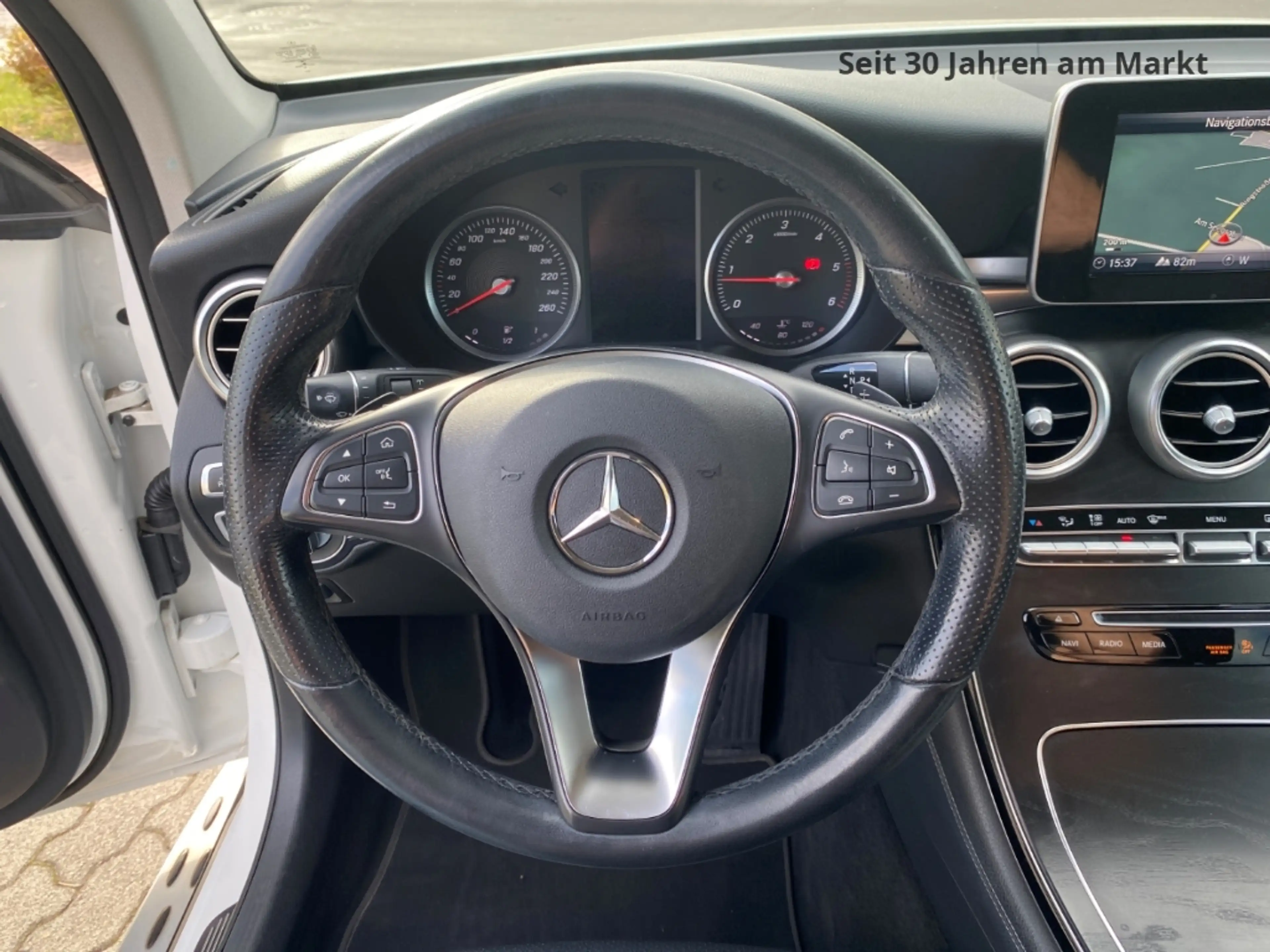 Mercedes-Benz GLC 220 d 4Matic,LED,PDC,Kamera,SH,1.Hand,Navi, — photo 17