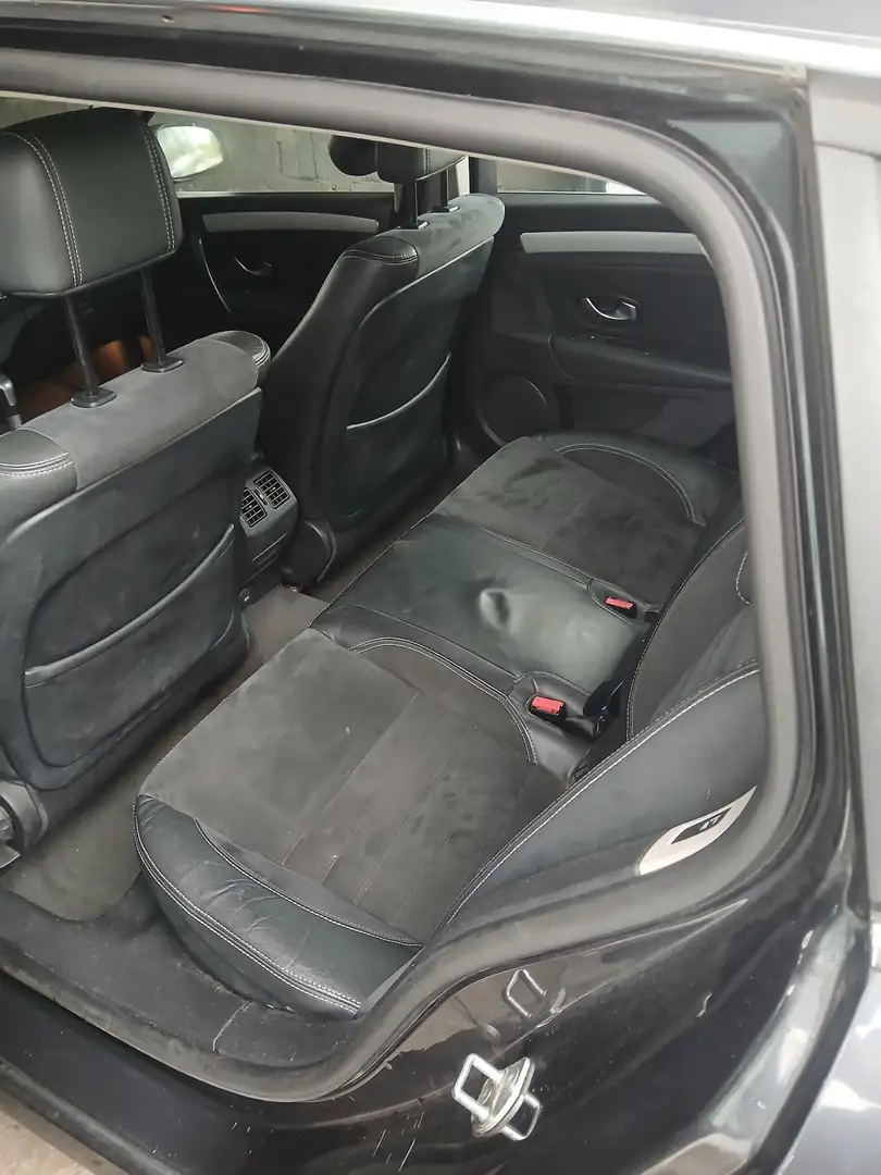 Renault Laguna Grandtour 2.0 dCi FAP Aut. Dynamique - 2