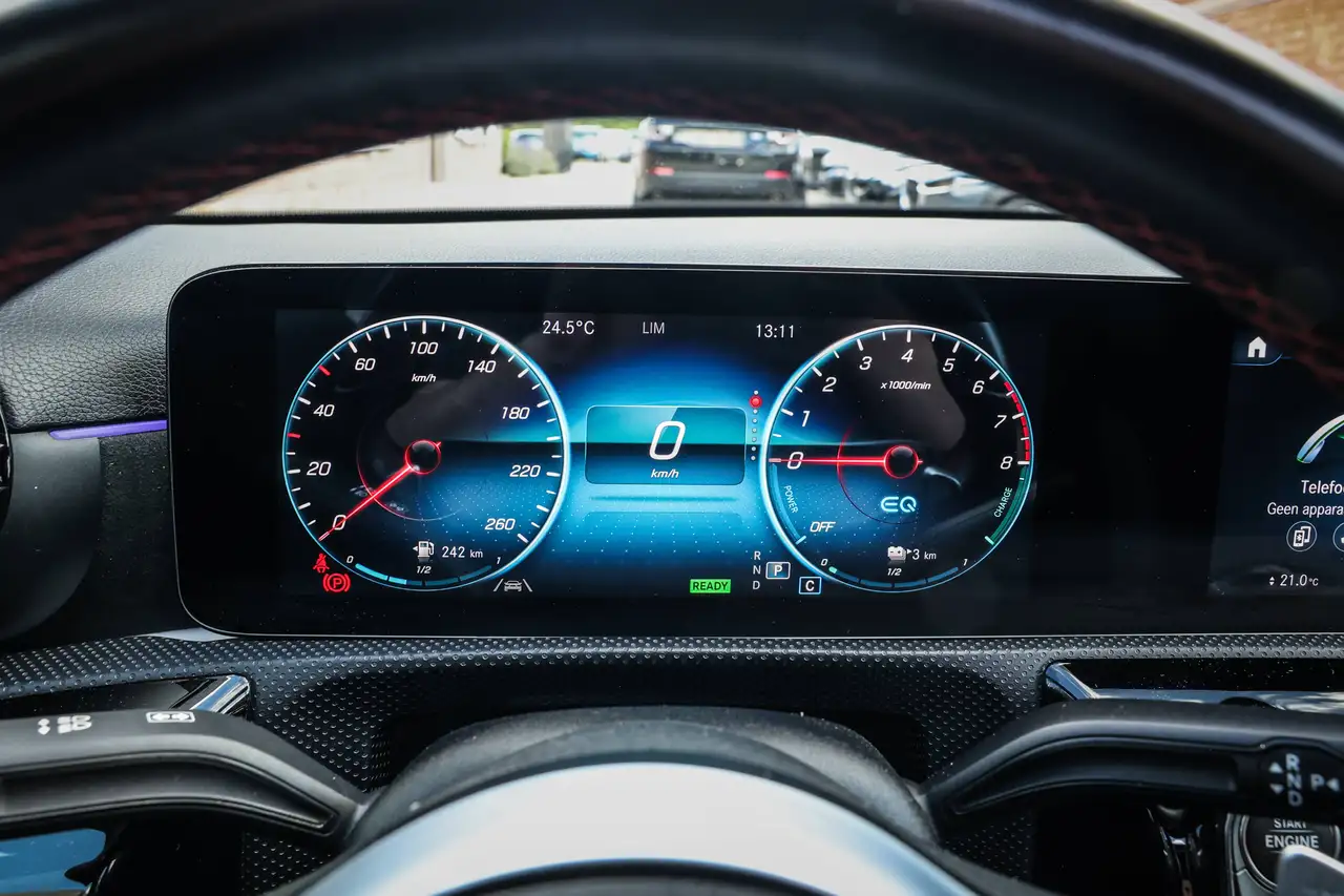 Mercedes-Benz A-Class ALCANTARA-LEDER*PANO-DAK*ACHTERUITRIJCAMERA*SFEERVERLICHTING*ZETELVERWARMING*, миниатюра 13