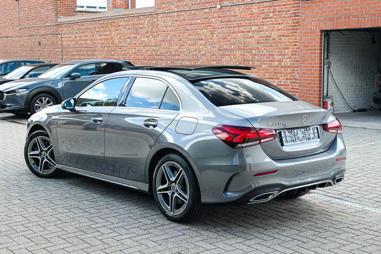 Mercedes-Benz A-Class ALCANTARA-LEDER*PANO-DAK*ACHTERUITRIJCAMERA*SFEERVERLICHTING*ZETELVERWARMING*, миниатюра 7