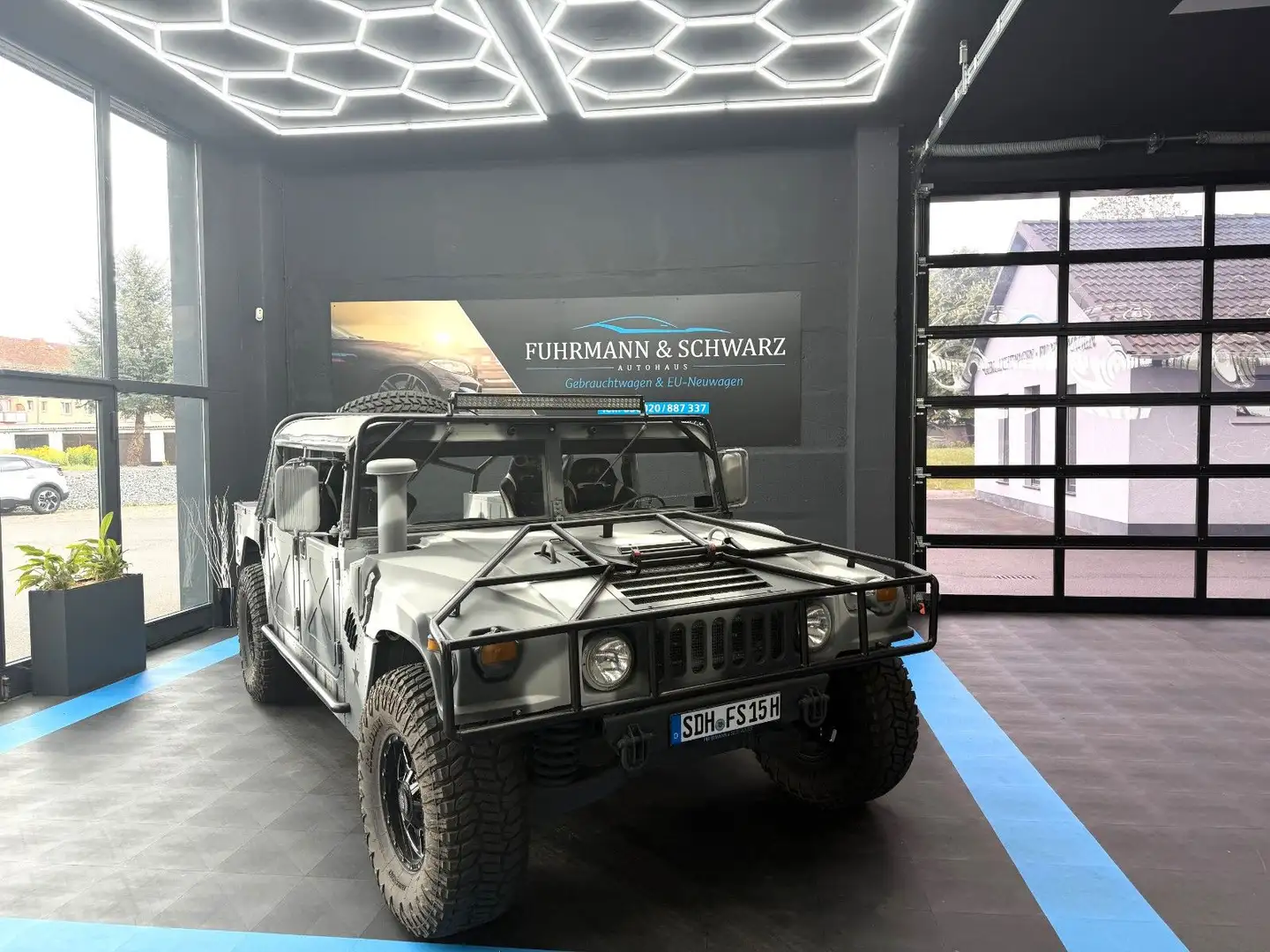 HUMMER H1 M998 Grau - 2