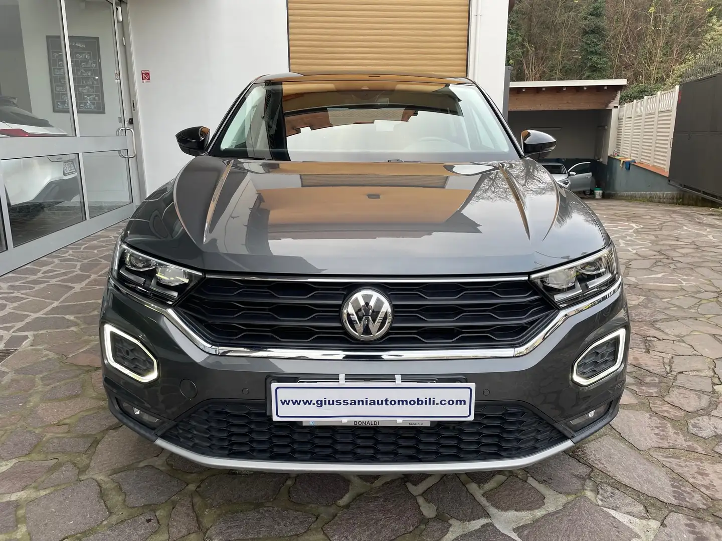 Volkswagen T-Roc 1.0 tsi Style 115cv UNICO PROPRIETARIO BELLISSIMA Grau - 2