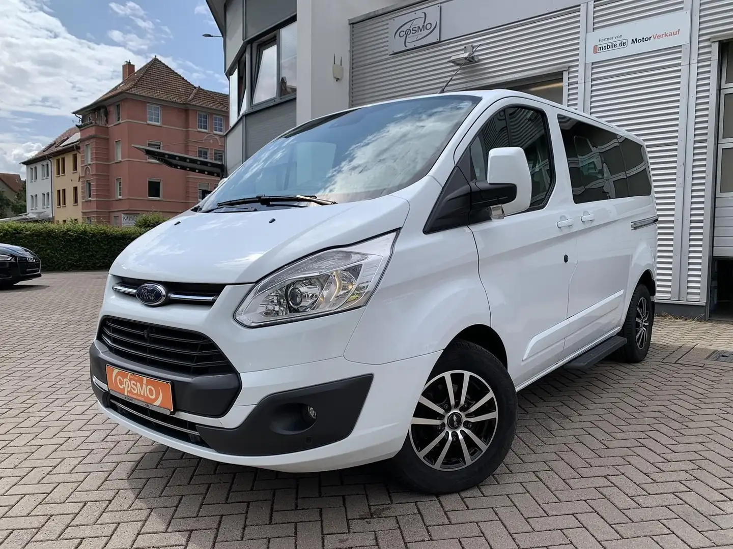 Ford Tourneo Custom Tourneo 310 L1 Custom Kombi AK+Teilleder+Sitzhz. Blanc - 1