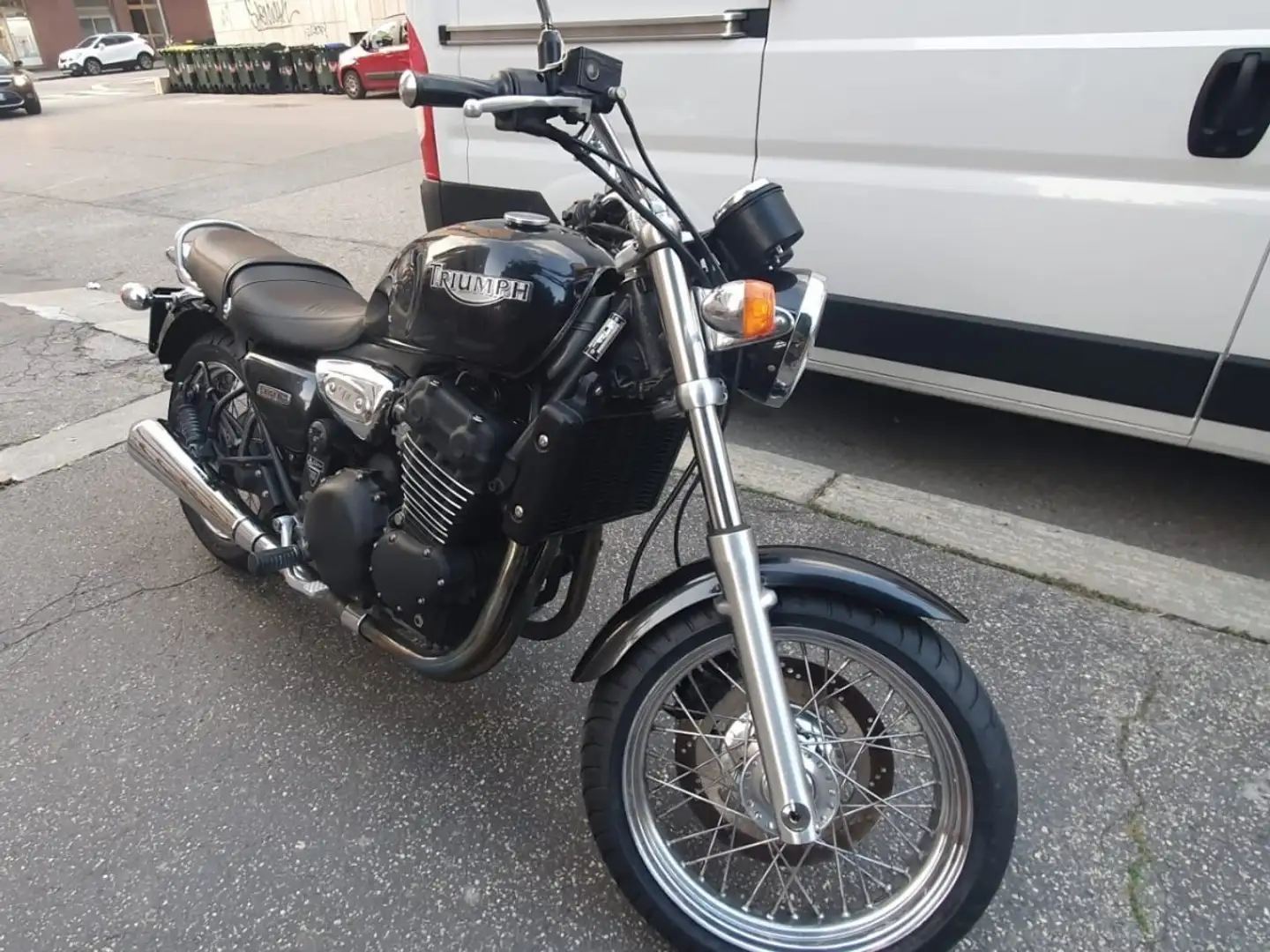 Triumph Legend TT Nero - 2