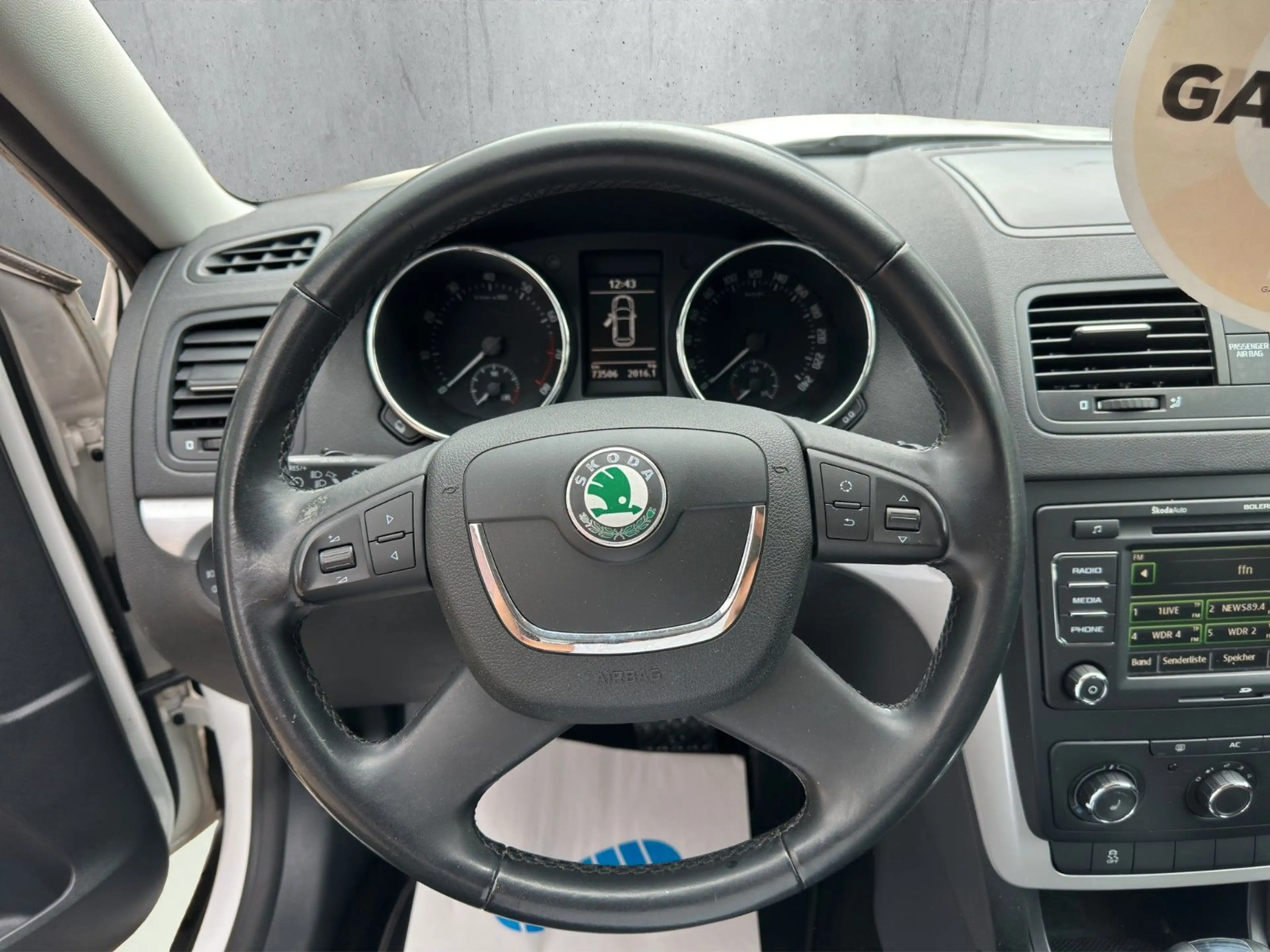 Skoda Yeti 1.2 TSI DSG Ambition — photo 6