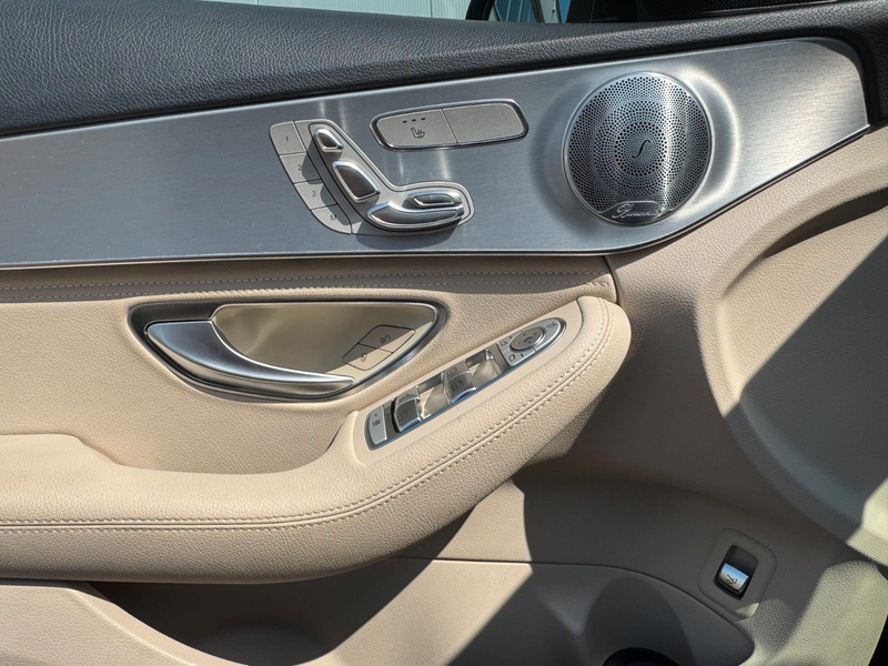 Mercedes-Benz C 250 AVANTGARDE AMG BURM. HUD LUFT LED LEDER — photo 8