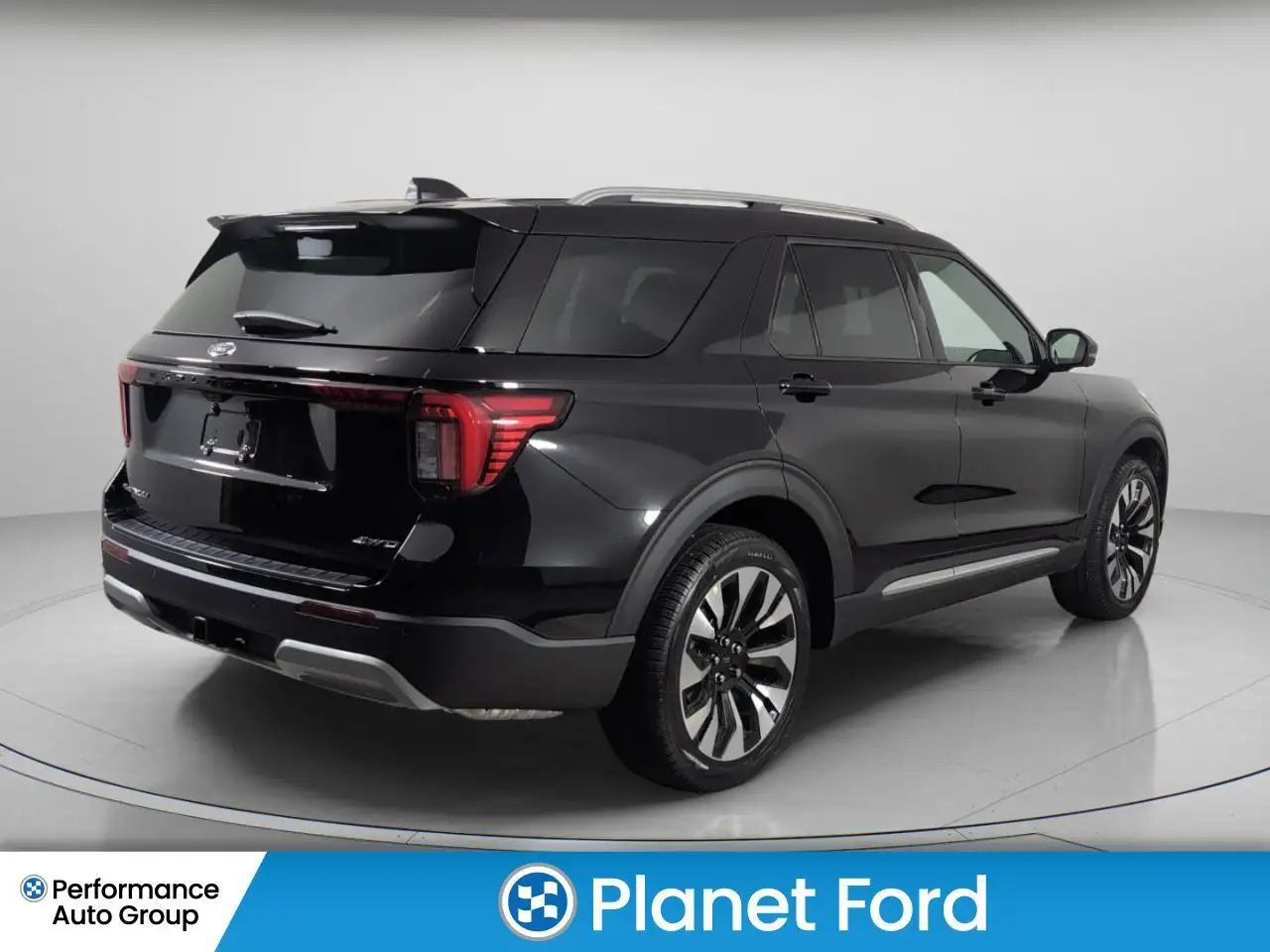 Ford Explorer снимка Ford Explorer