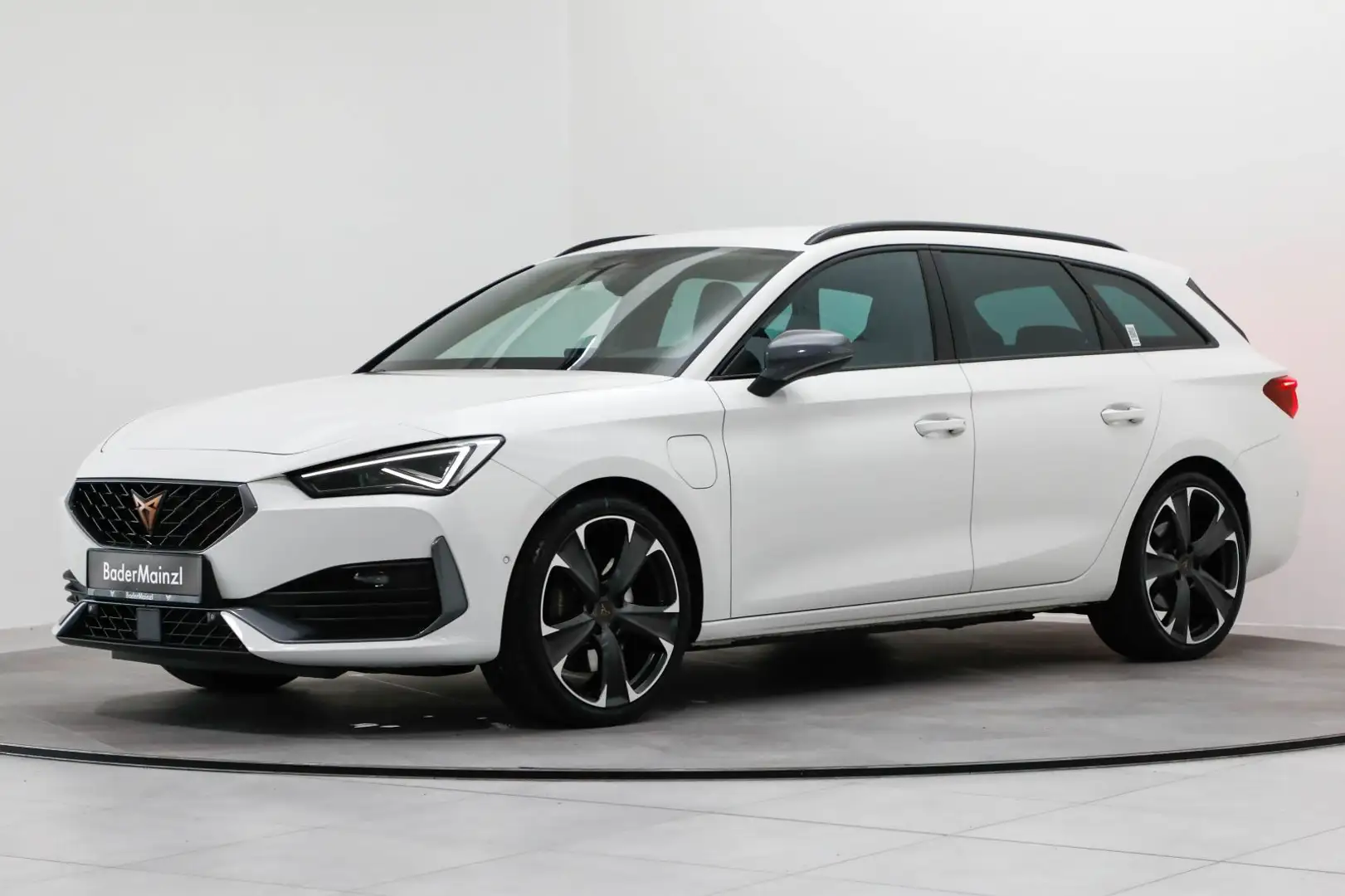 CUPRA Leon ST 1.4 eTSI VZ ACC CarPlay Matrix Kam Beats Weiß - 2