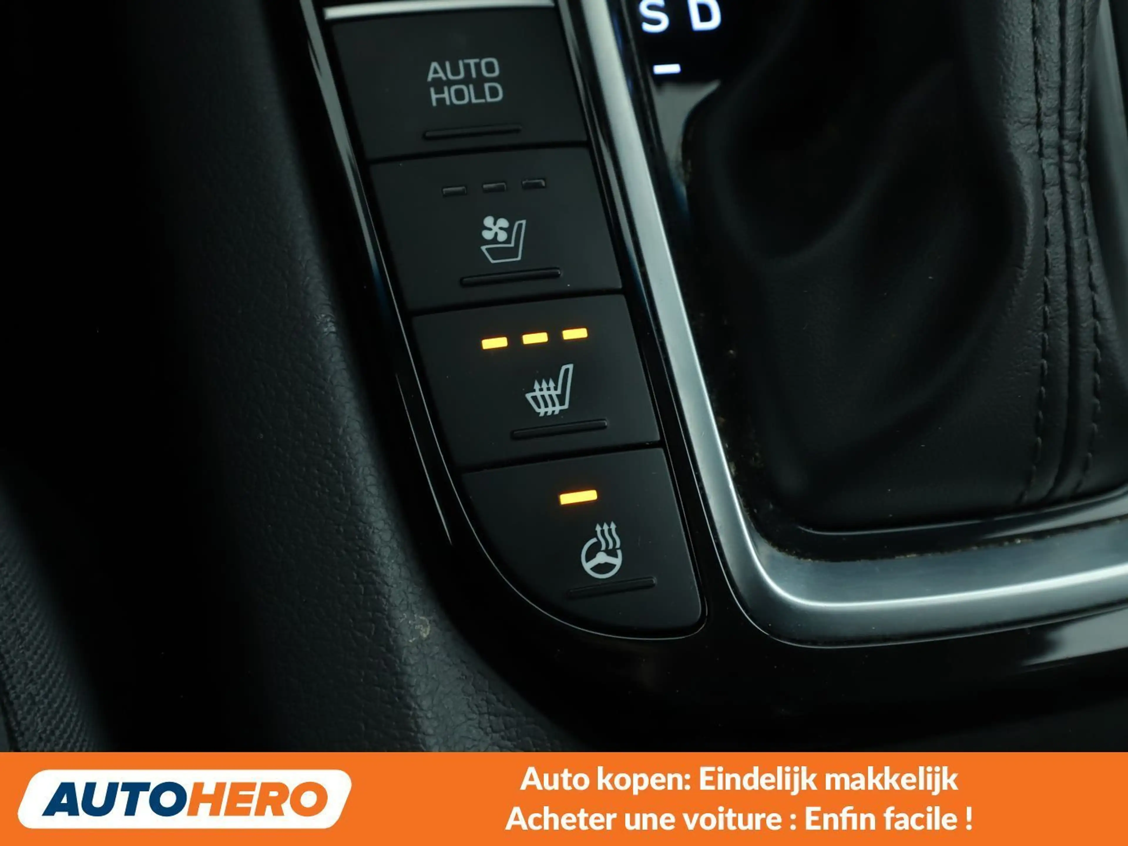 Hyundai IONIQ 1.6 Plug-in Hybrid Executive — photo 13