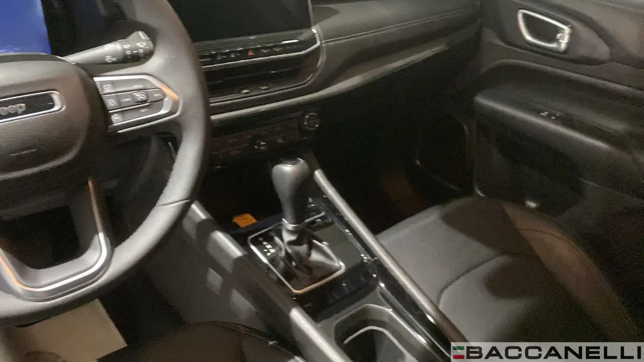 Jeep Compass 1.5 Turbo MHEV T4 96kW Summit DDCT, миниатюра 16