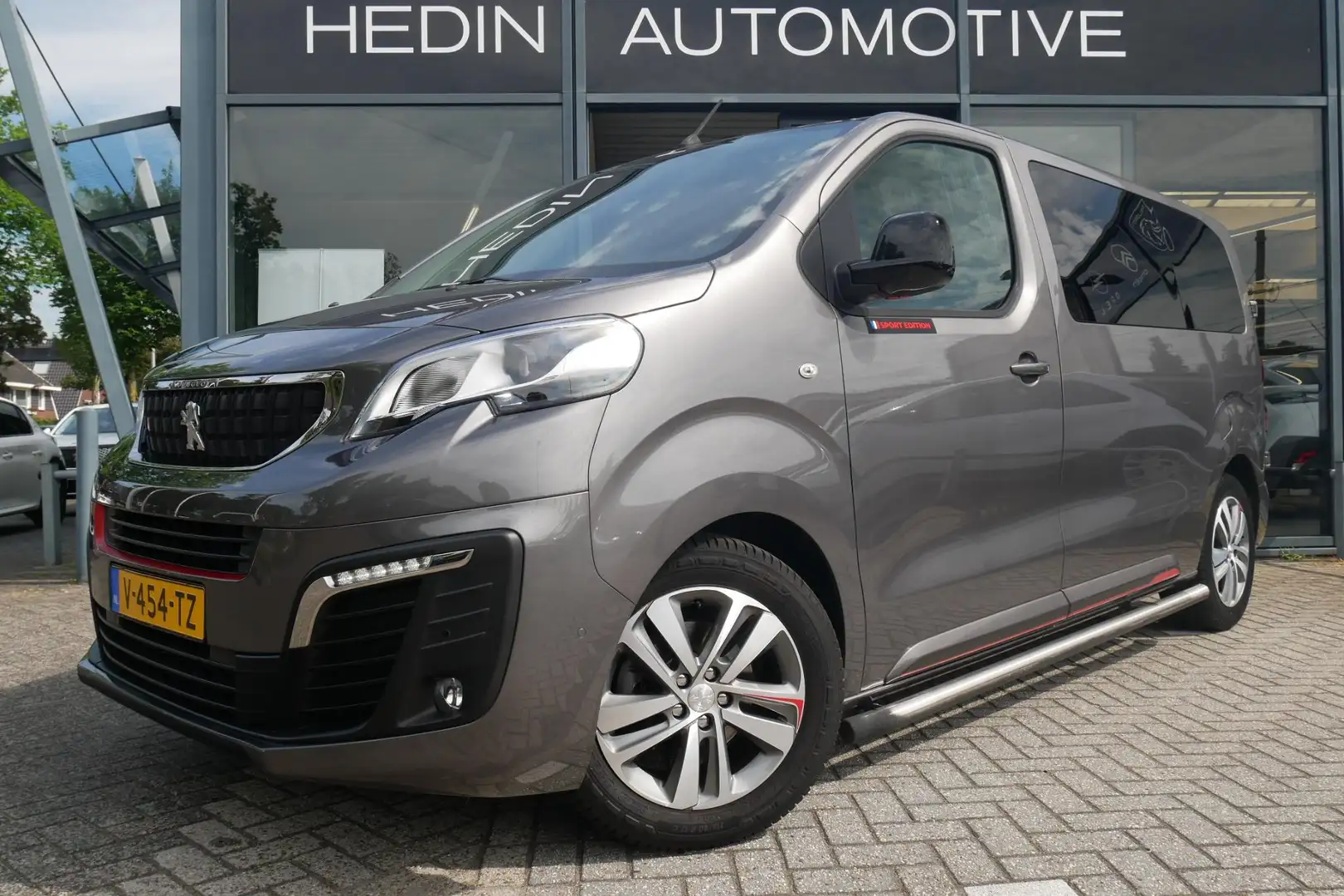 Peugeot Expert 227S 2.0 150pk Sport Edition | Trekhaak | Betimmer Grijs - 2