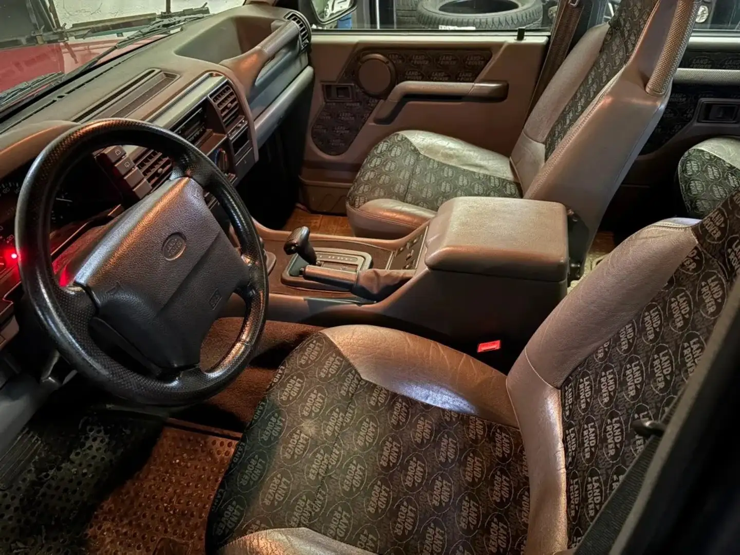 Land Rover Discovery Discovery V8 Rot - 2