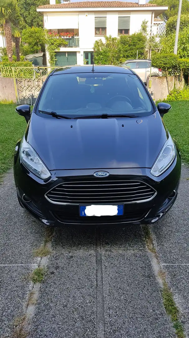 Ford Fiesta Fiesta VI 2013 3p 1.0 Titanium 80cv E6 Negro - 2