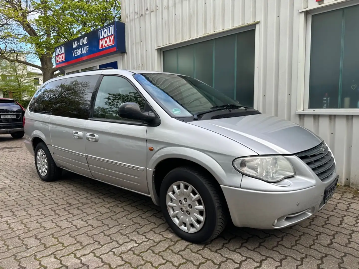 Chrysler Grand Voyager Limited 2.8 CRD Autom. Argento - 1