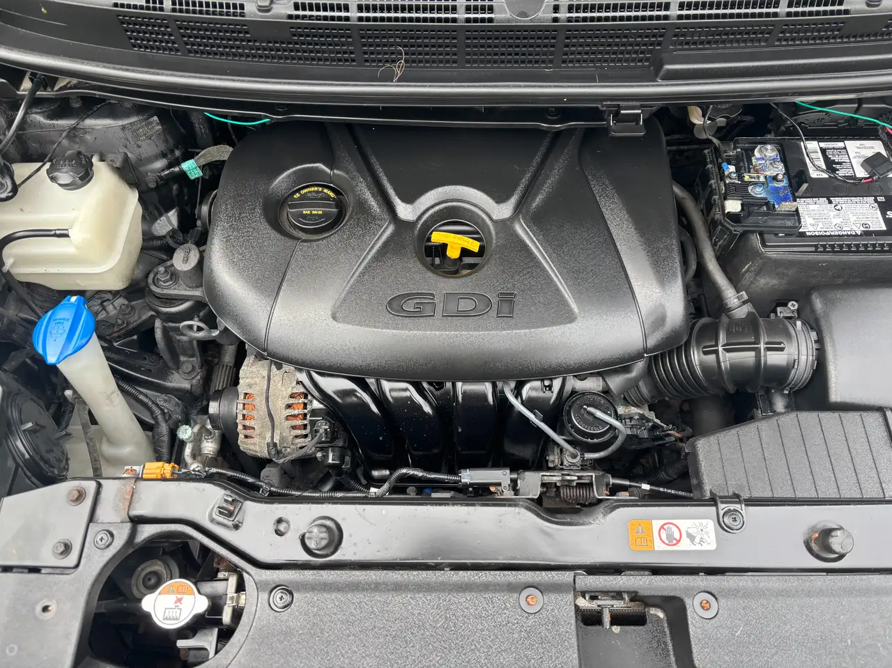 Kia Rondo снимка Kia Rondo