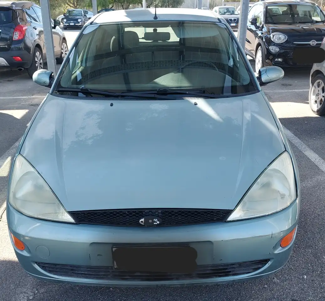 Ford Focus 5p 1.6i 16v Ambiente, foto 1