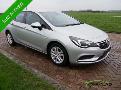 Opel Astra 1.6 CDTI Online Edition