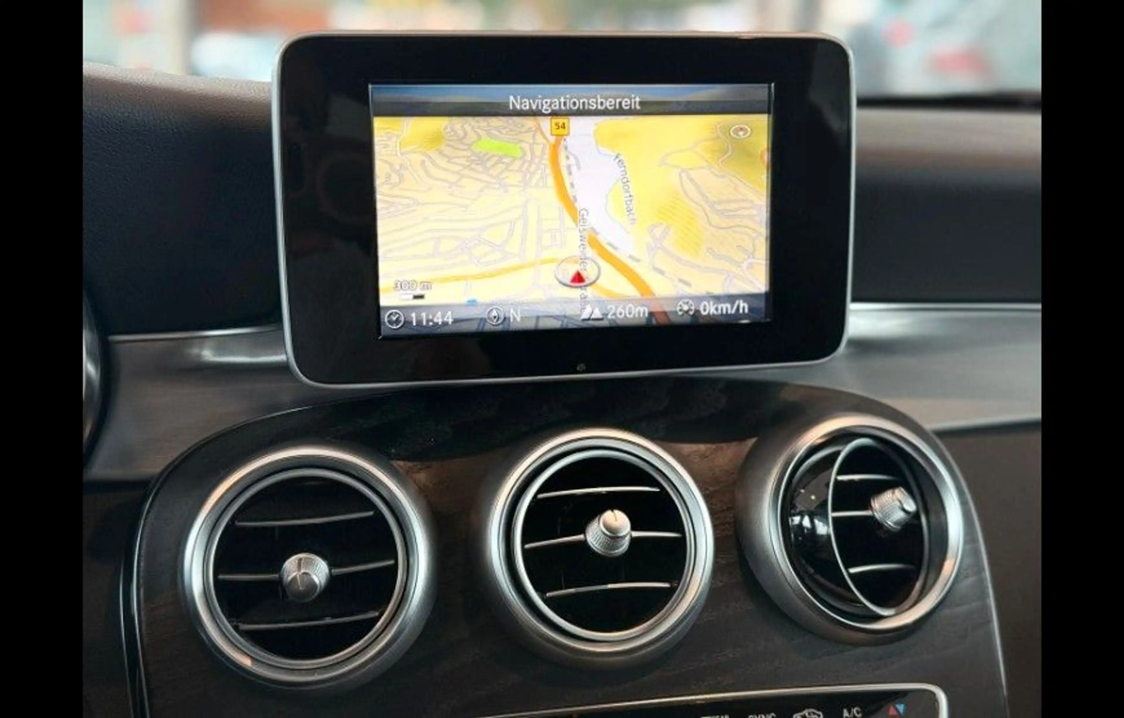 Mercedes-Benz C 200 Cabrio/ AMG-LINE/ 19-Zoll/Leder//Airmatic — photo 13