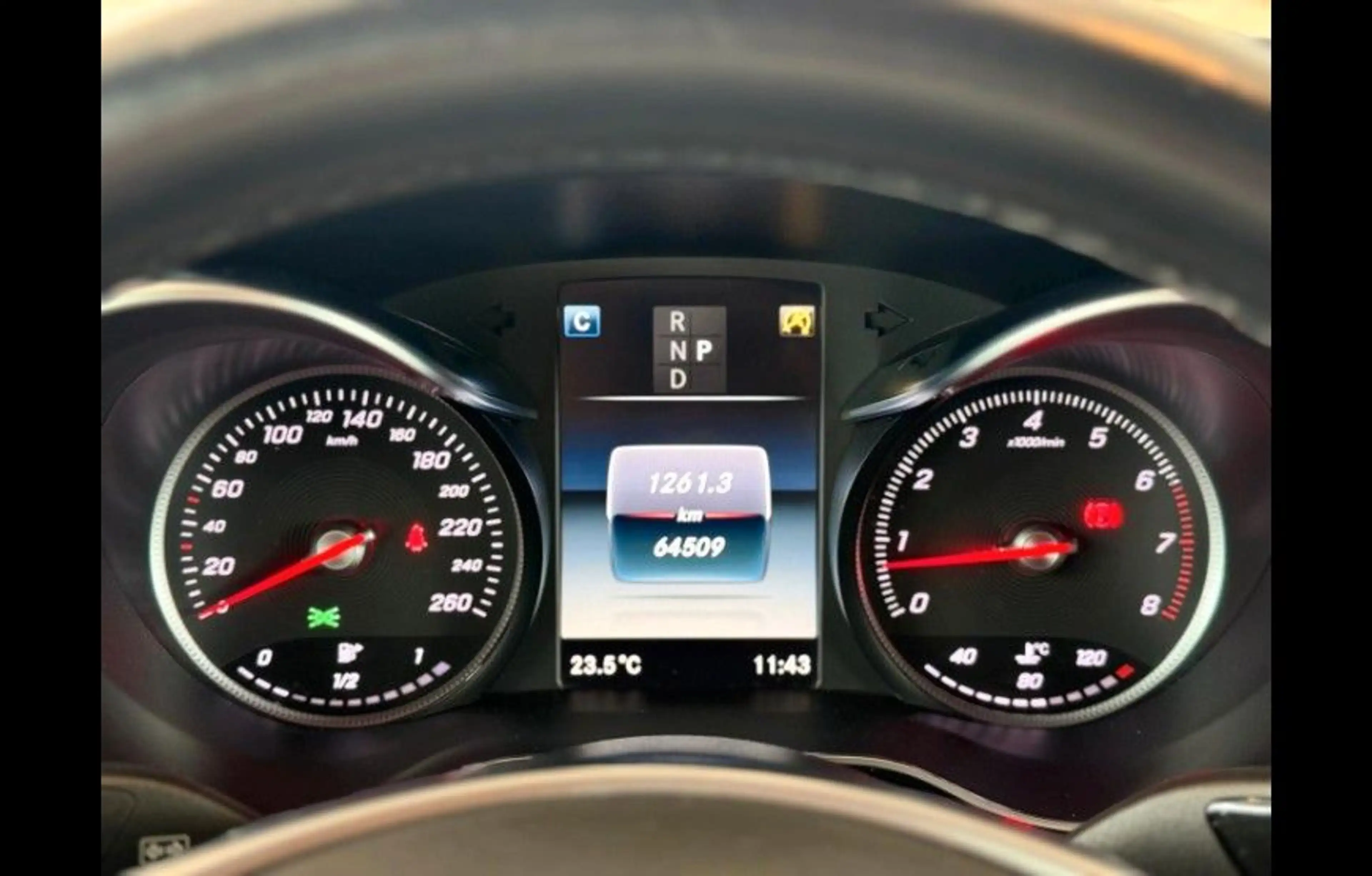 Mercedes-Benz C 200 Cabrio/ AMG-LINE/ 19-Zoll/Leder//Airmatic — photo 11