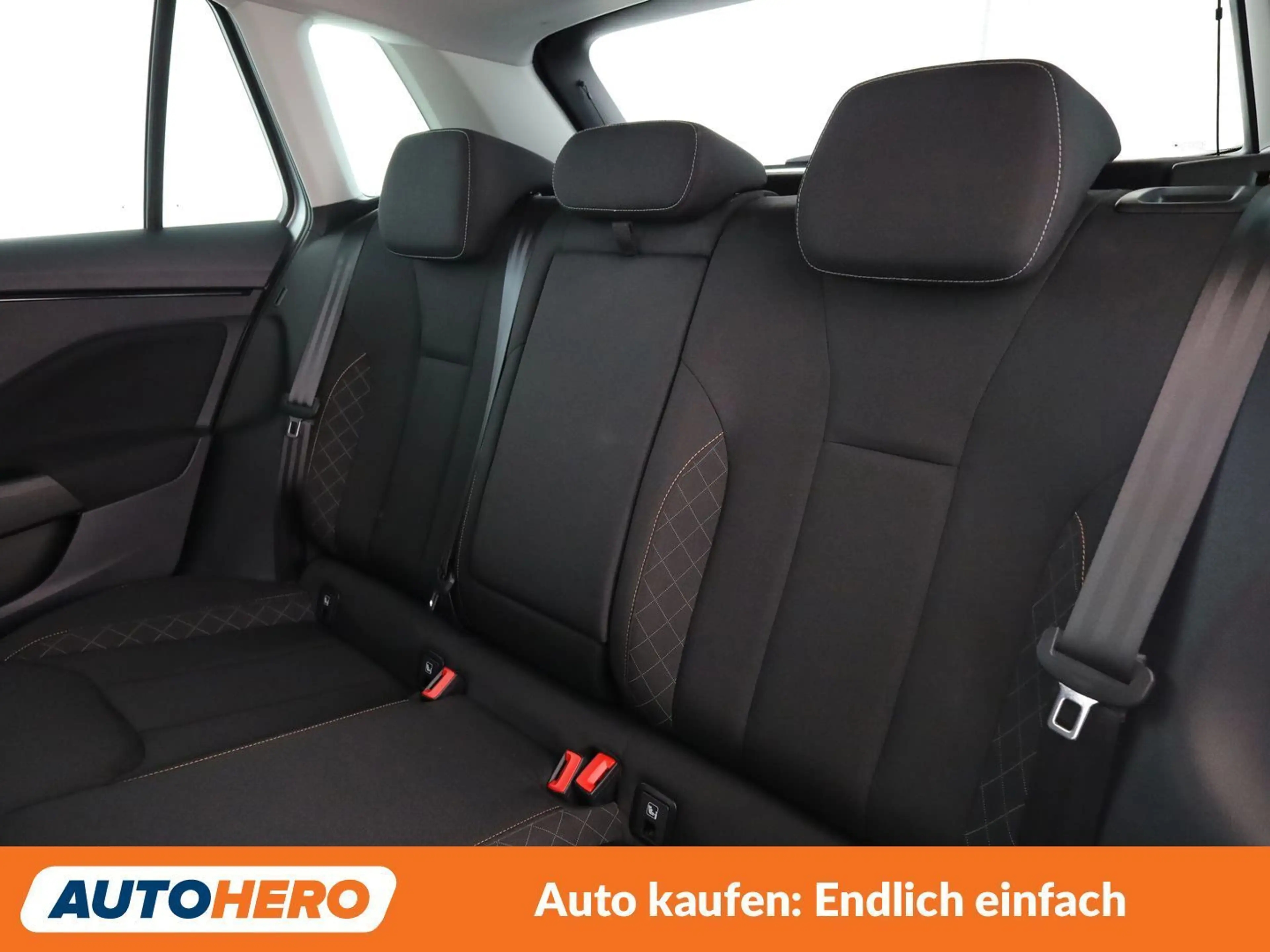 Skoda Kamiq 1.0 TSI Ambition — photo 14