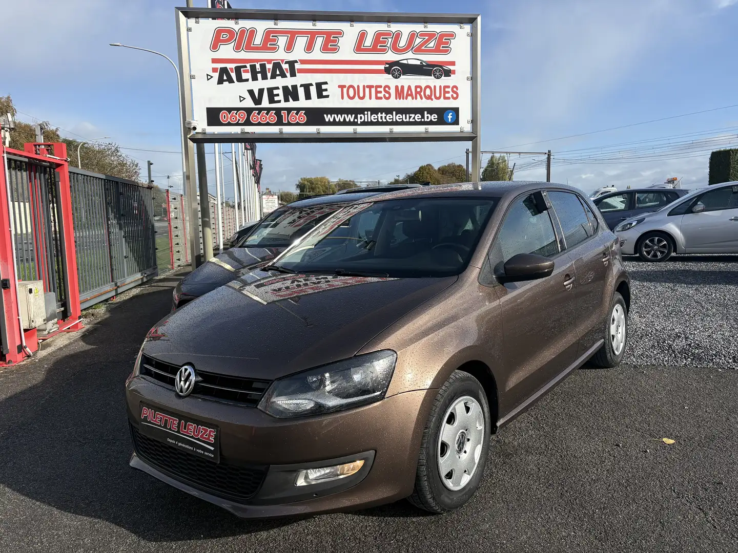 Volkswagen Polo Polo 1.2 CR TDi Trendline DPF Brun - 1
