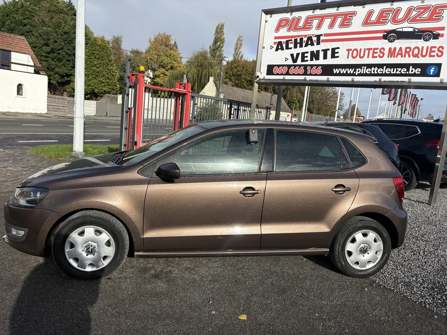 Volkswagen Polo Polo 1.2 CR TDi Trendline DPF Brun - 2