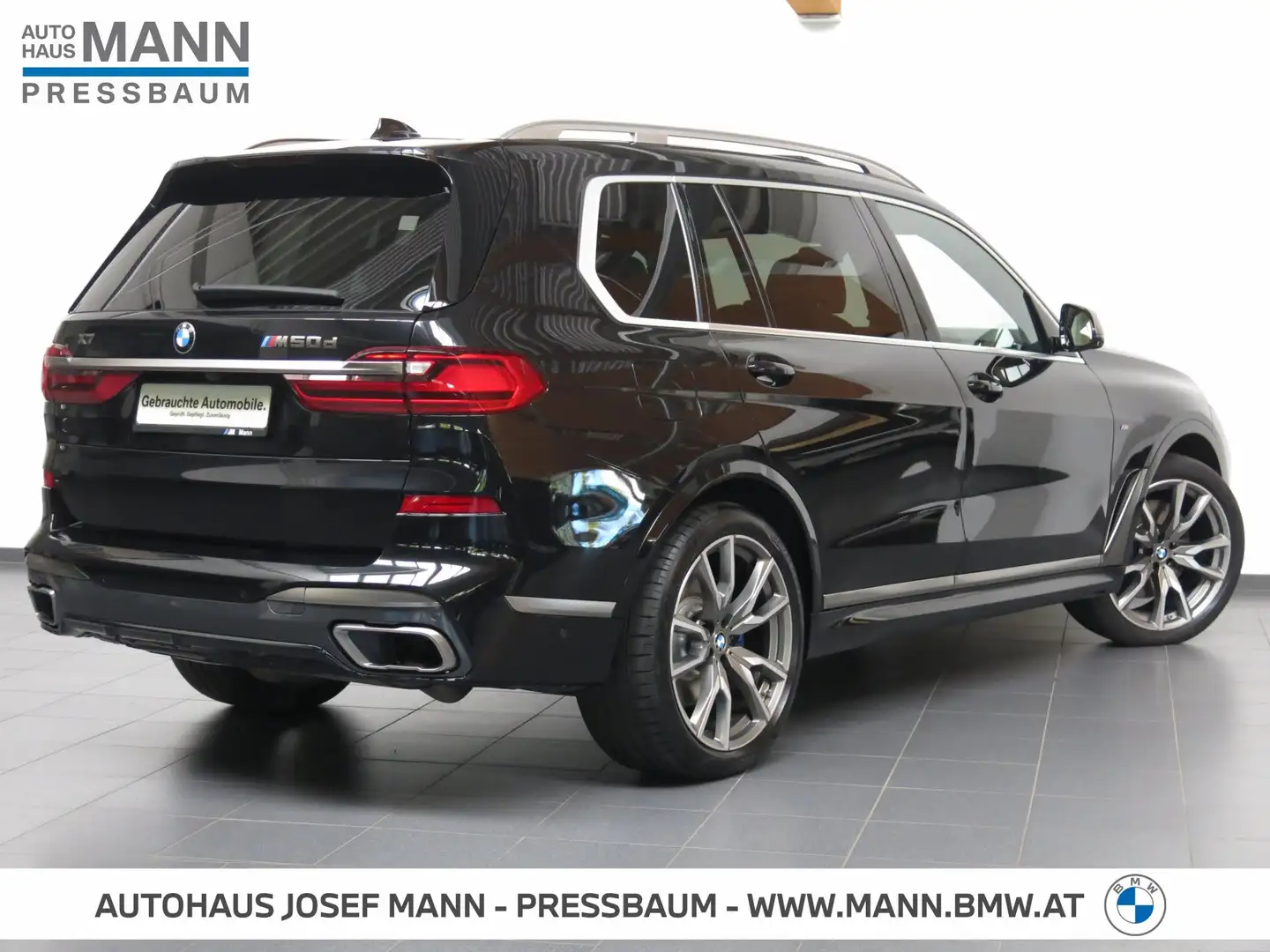 BMW X7 M X7 M50d Černá - 2