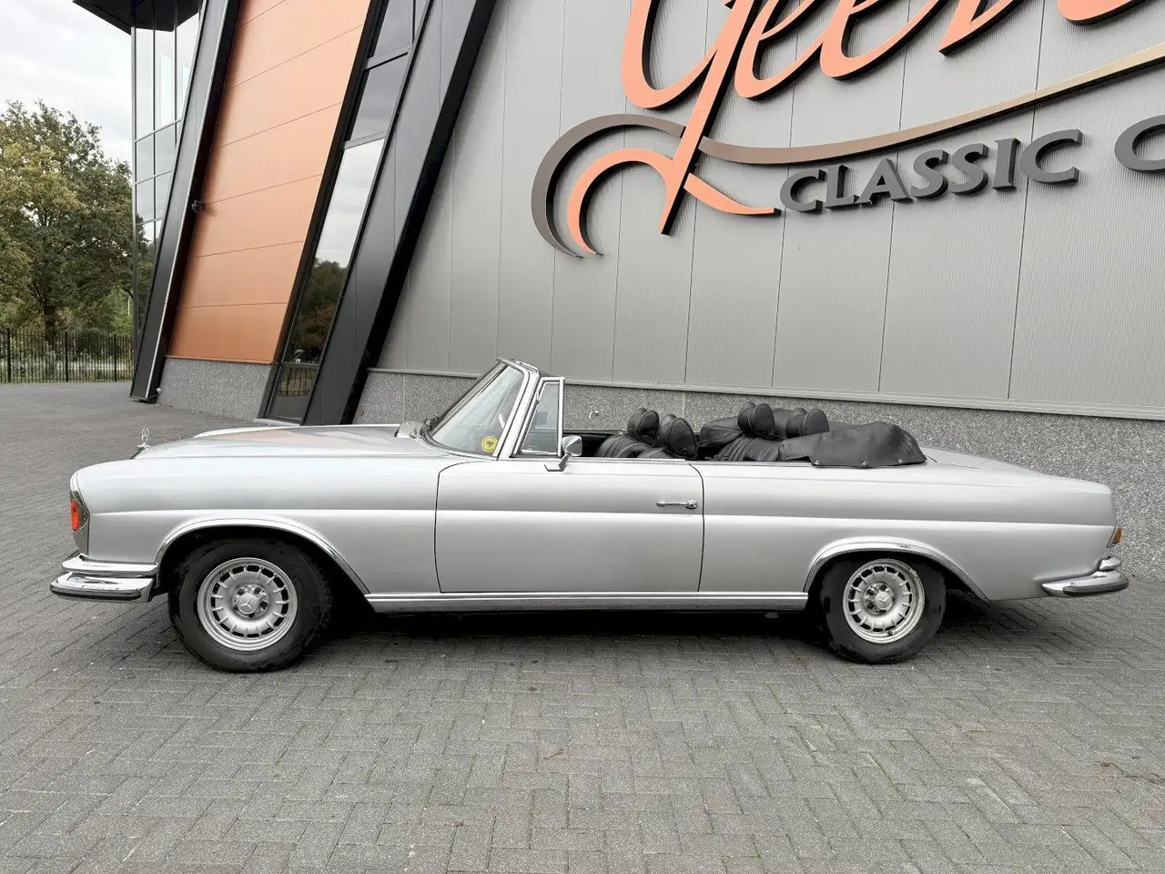 Mercedes-Benz 280 W111 280SE 3.5 Cabriolet, foto 6