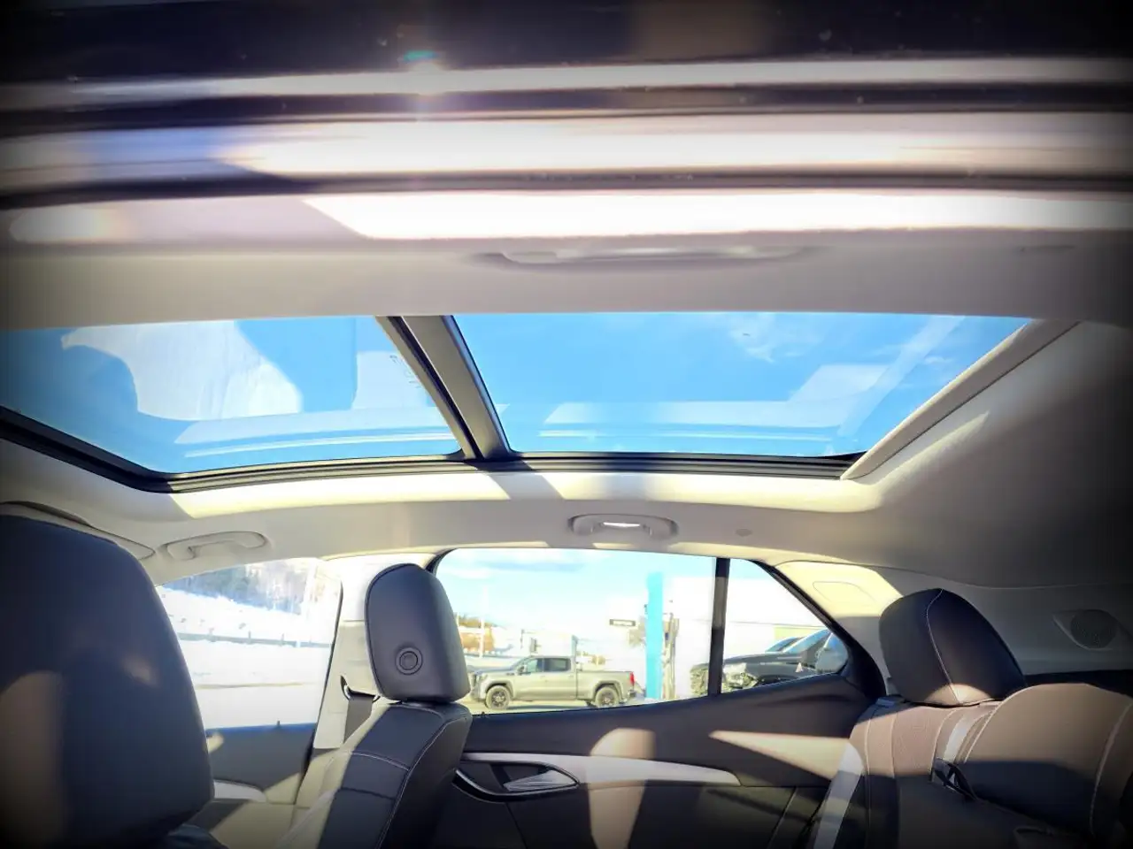 Buick Envision снимка Buick Envision