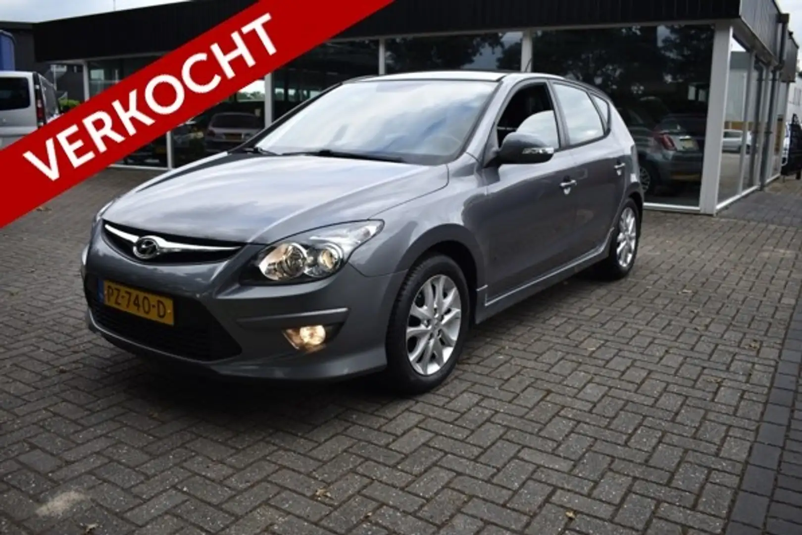 Hyundai i30 1.4i i-Motion VERKOCHT! Grijs - 1