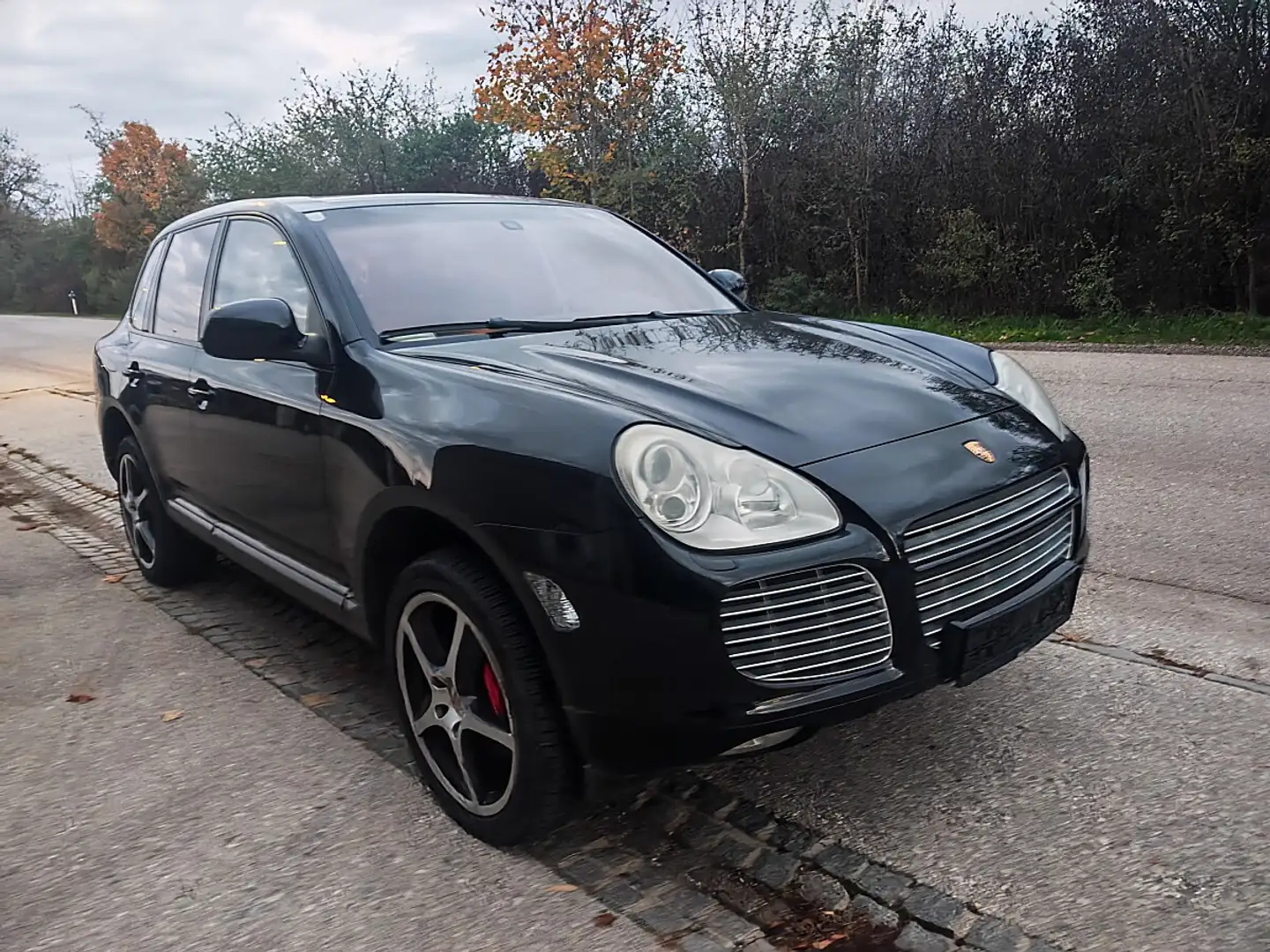 Porsche Cayenne Turbo Schwarz - 2