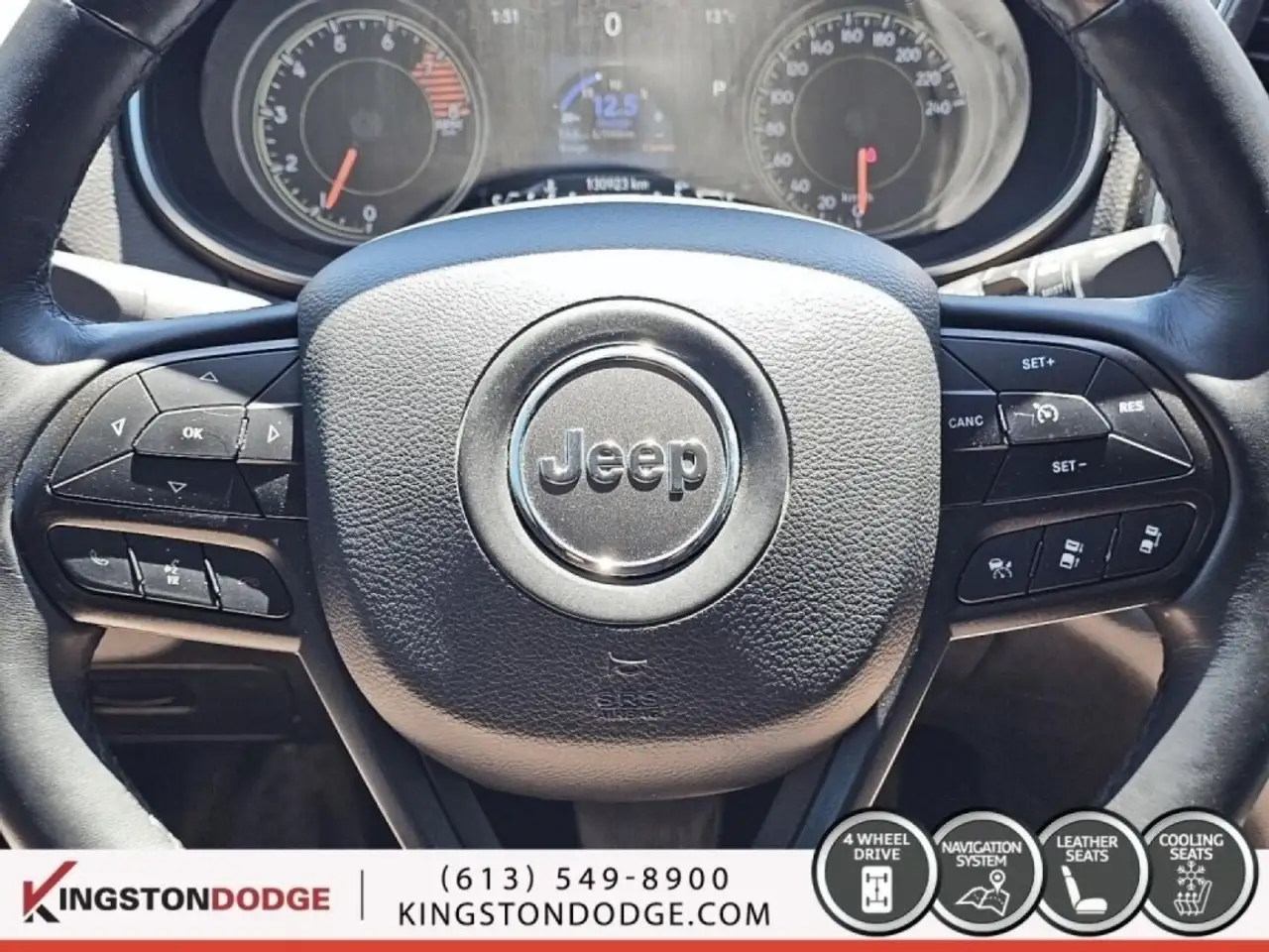 Jeep Cherokee снимка Jeep Cherokee