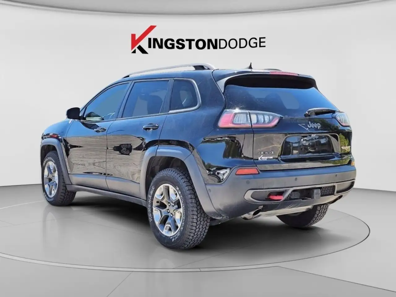 Jeep Cherokee снимка Jeep Cherokee