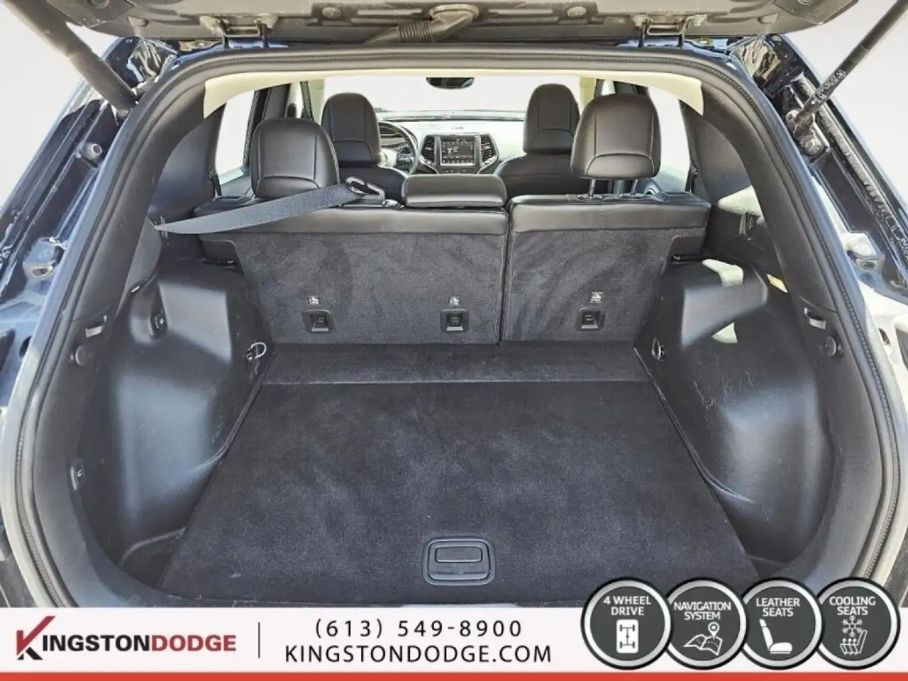 Jeep Cherokee снимка Jeep Cherokee