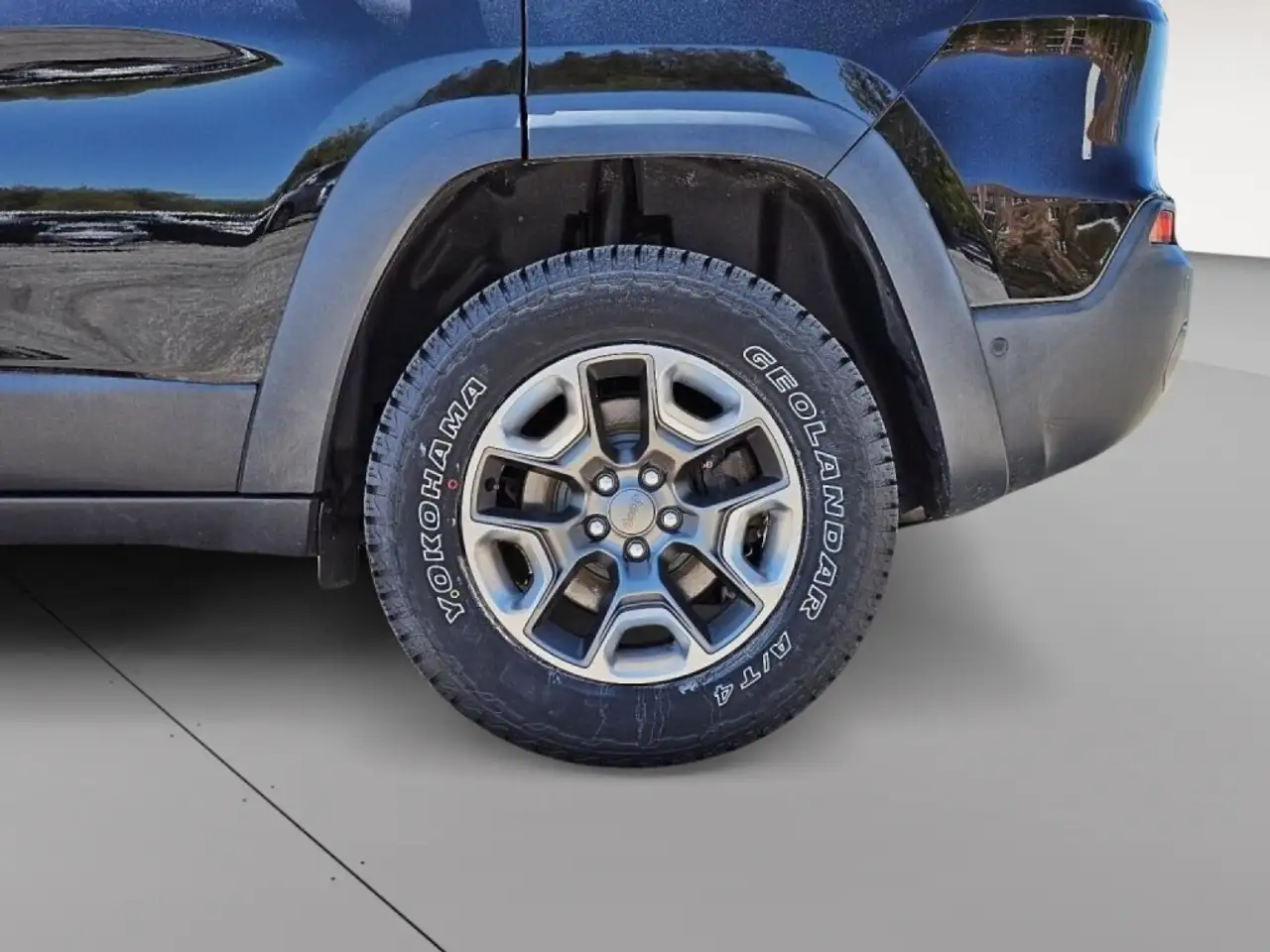 Jeep Cherokee снимка Jeep Cherokee