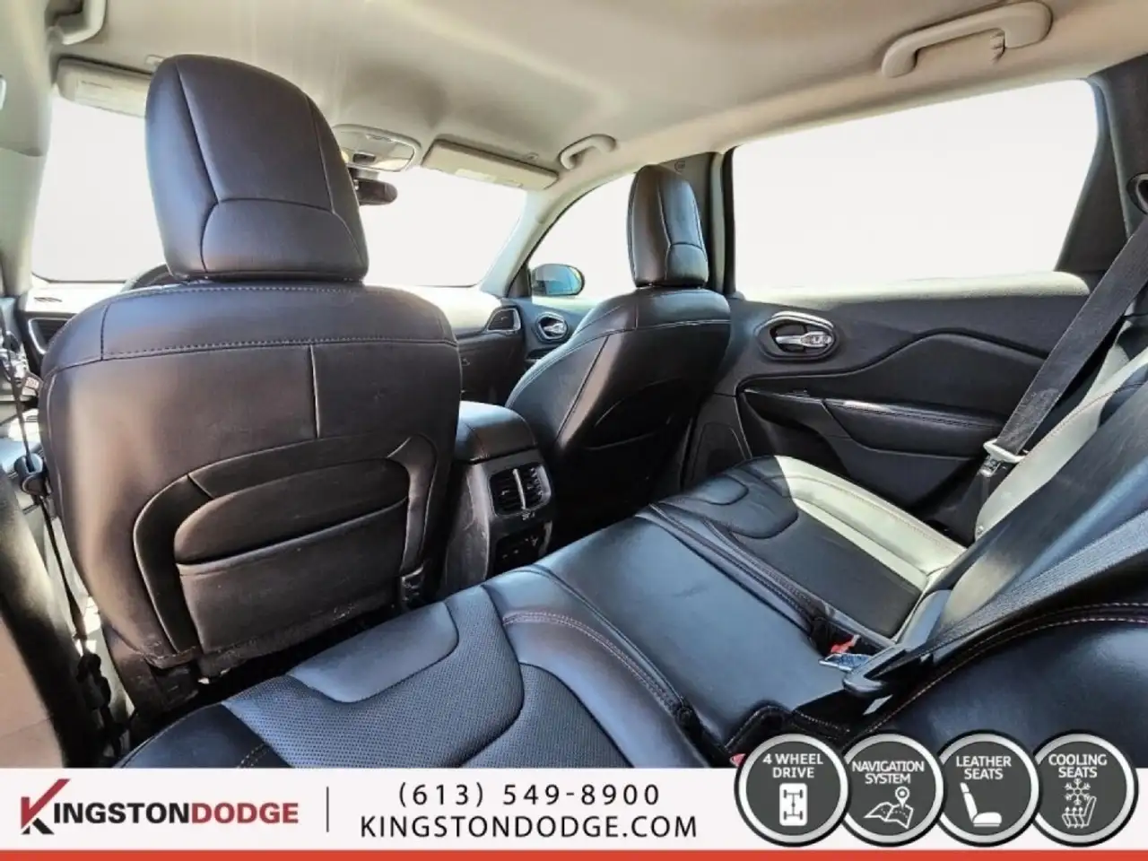 Jeep Cherokee снимка Jeep Cherokee