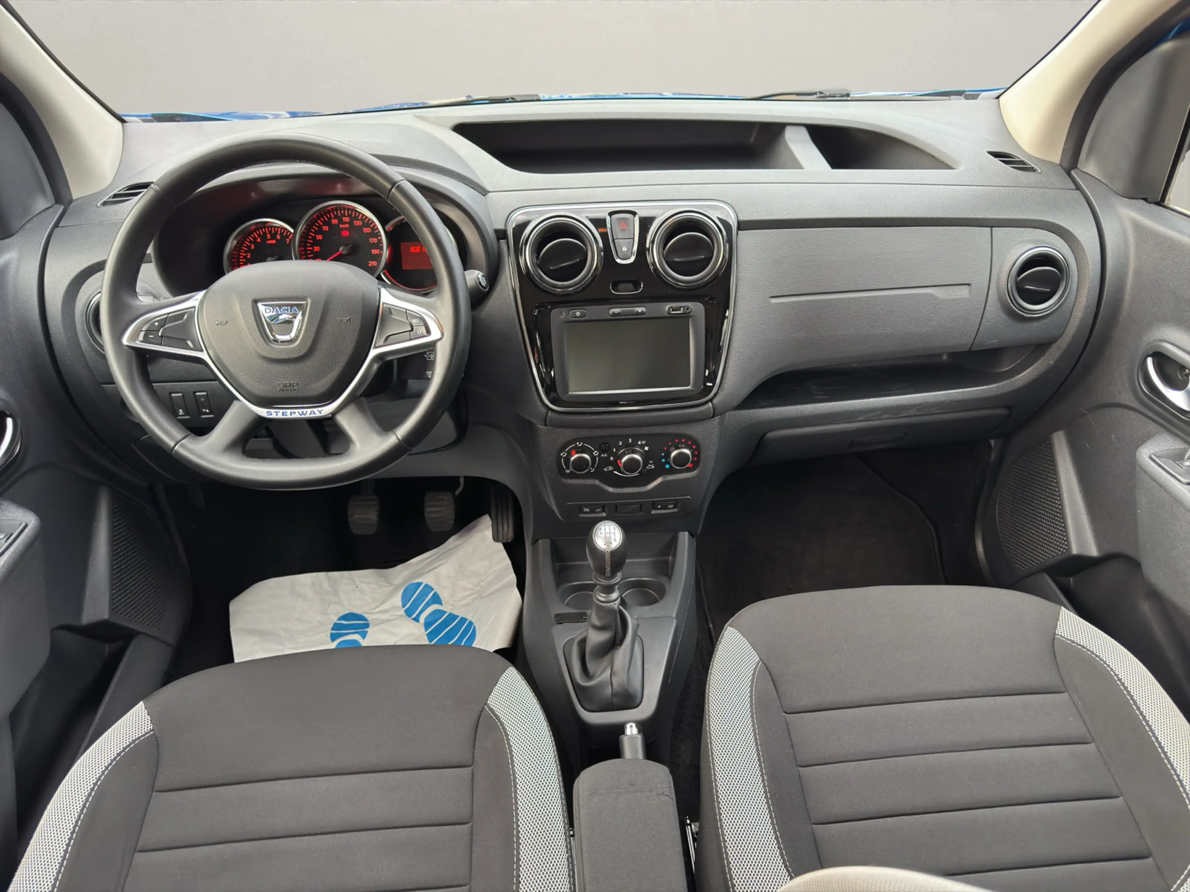 Dacia Dokker Stepway Plus~NAVI~AHK~BT~SHZG~LED~R-CAM~DISPAY-TOU — photo 11
