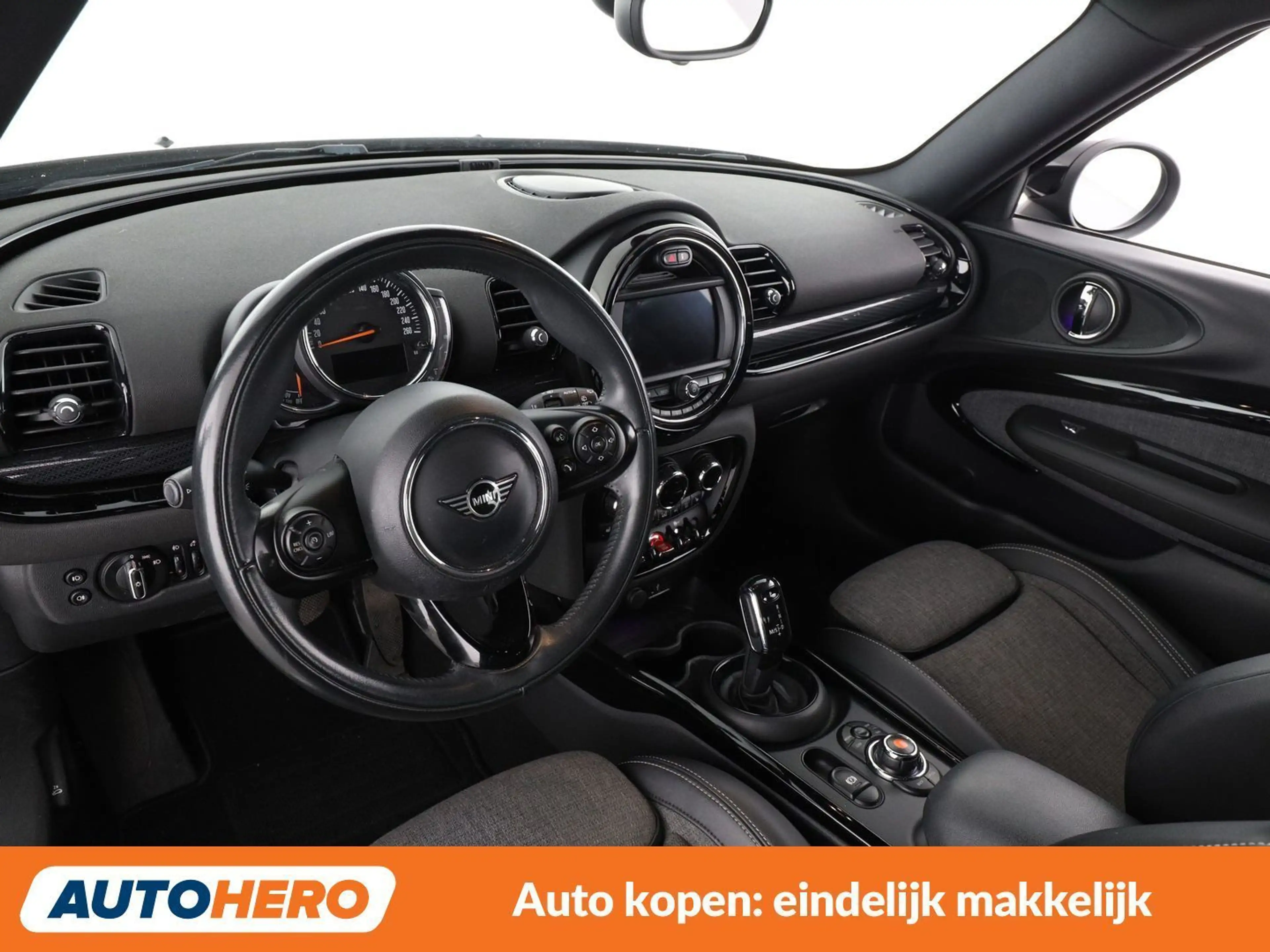 MINI Cooper Clubman Cooper — photo 11