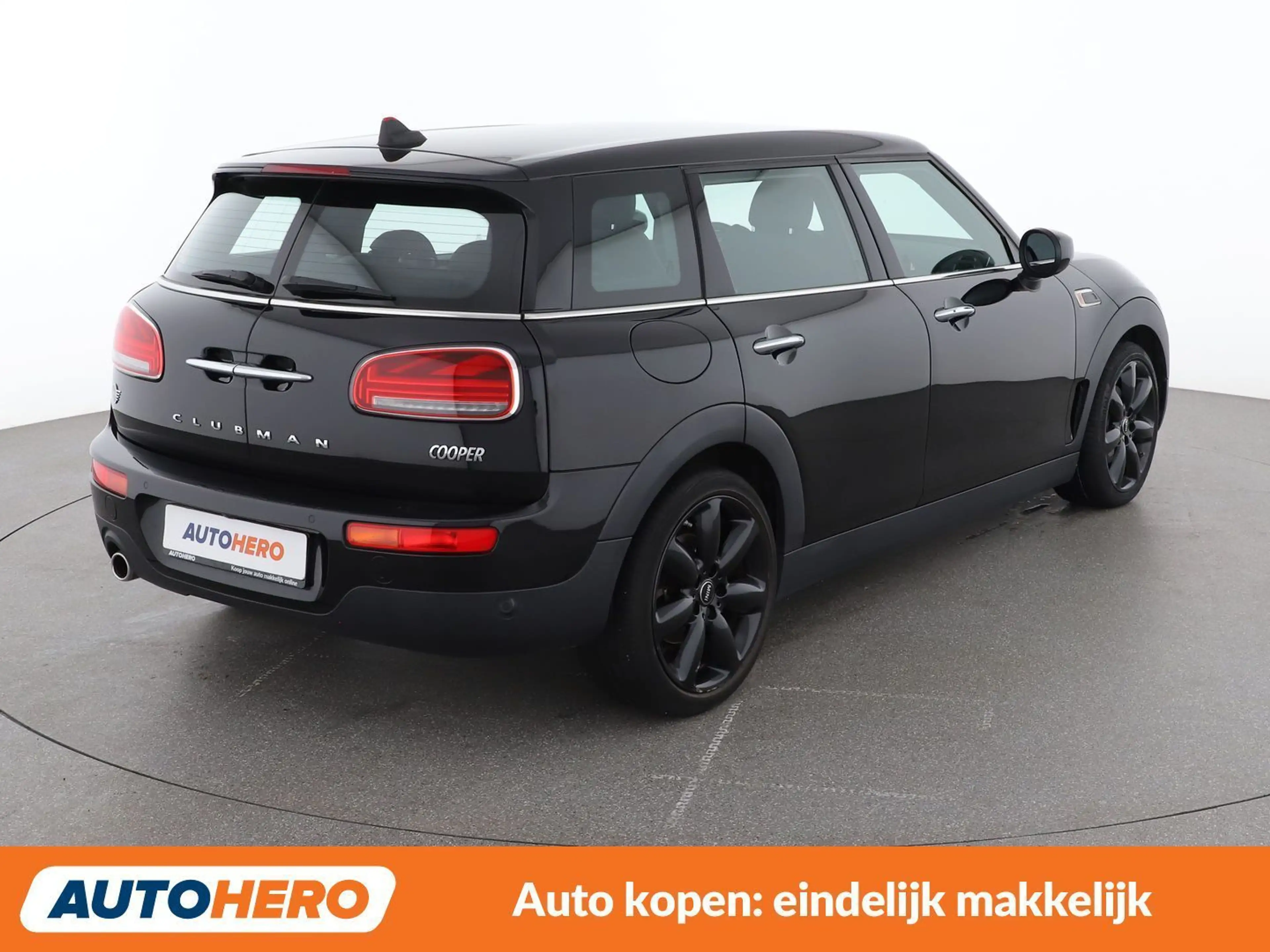 MINI Cooper Clubman Cooper — photo 6