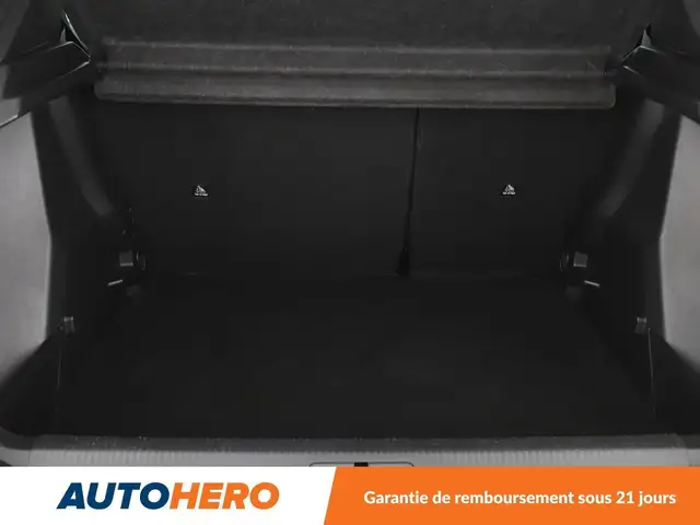 Peugeot 2008 view 17