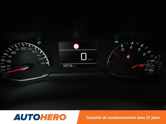 Peugeot 2008 view 20
