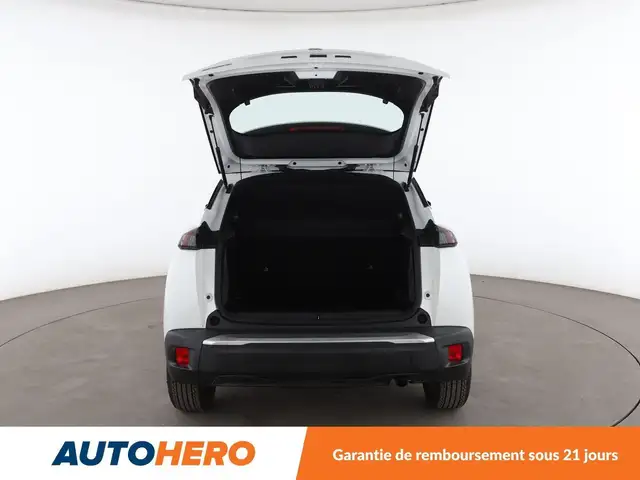 Peugeot 2008 view 16