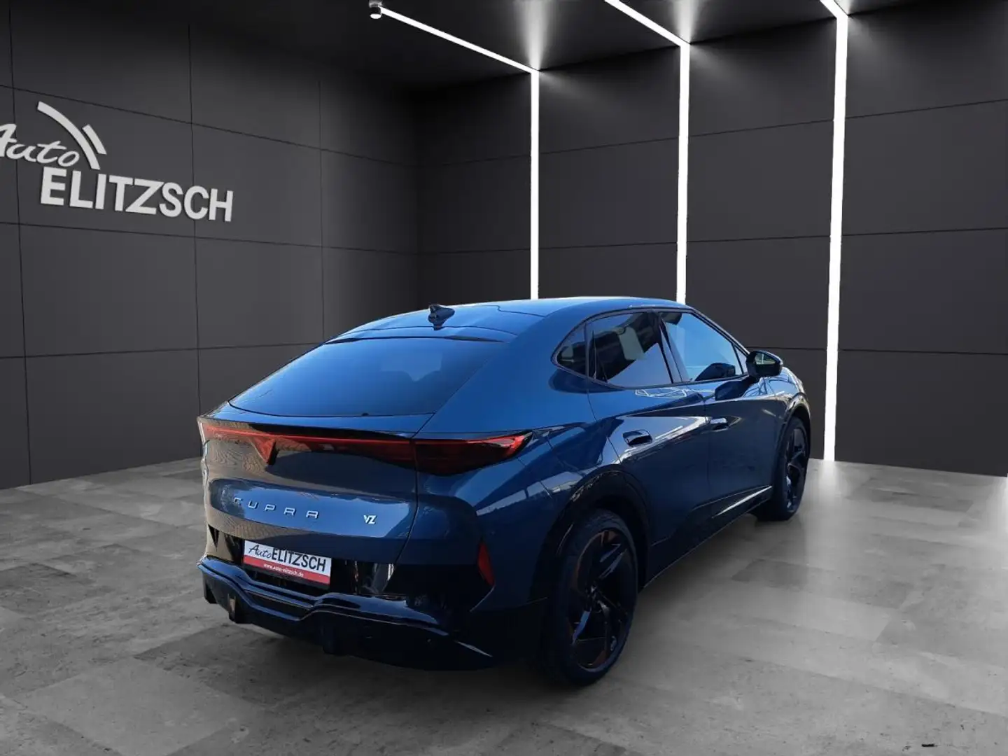 CUPRA Tavascan VZ +++ sofort verfügbar +++ 4Drive BelowZero Adren Blau - 2