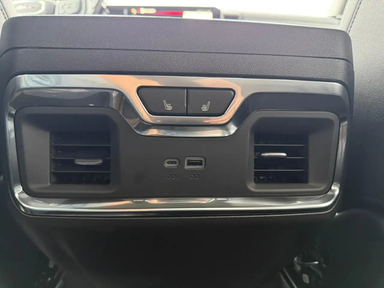 GMC Sierra 2500HD снимка GMC Sierra 2500HD