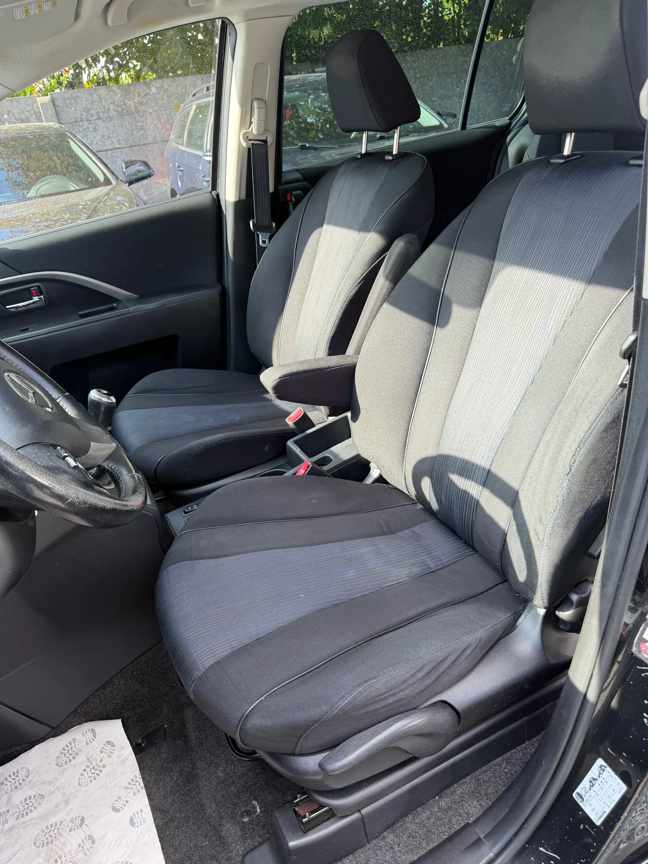 Mazda 5 5 1.8i Active — photo 5
