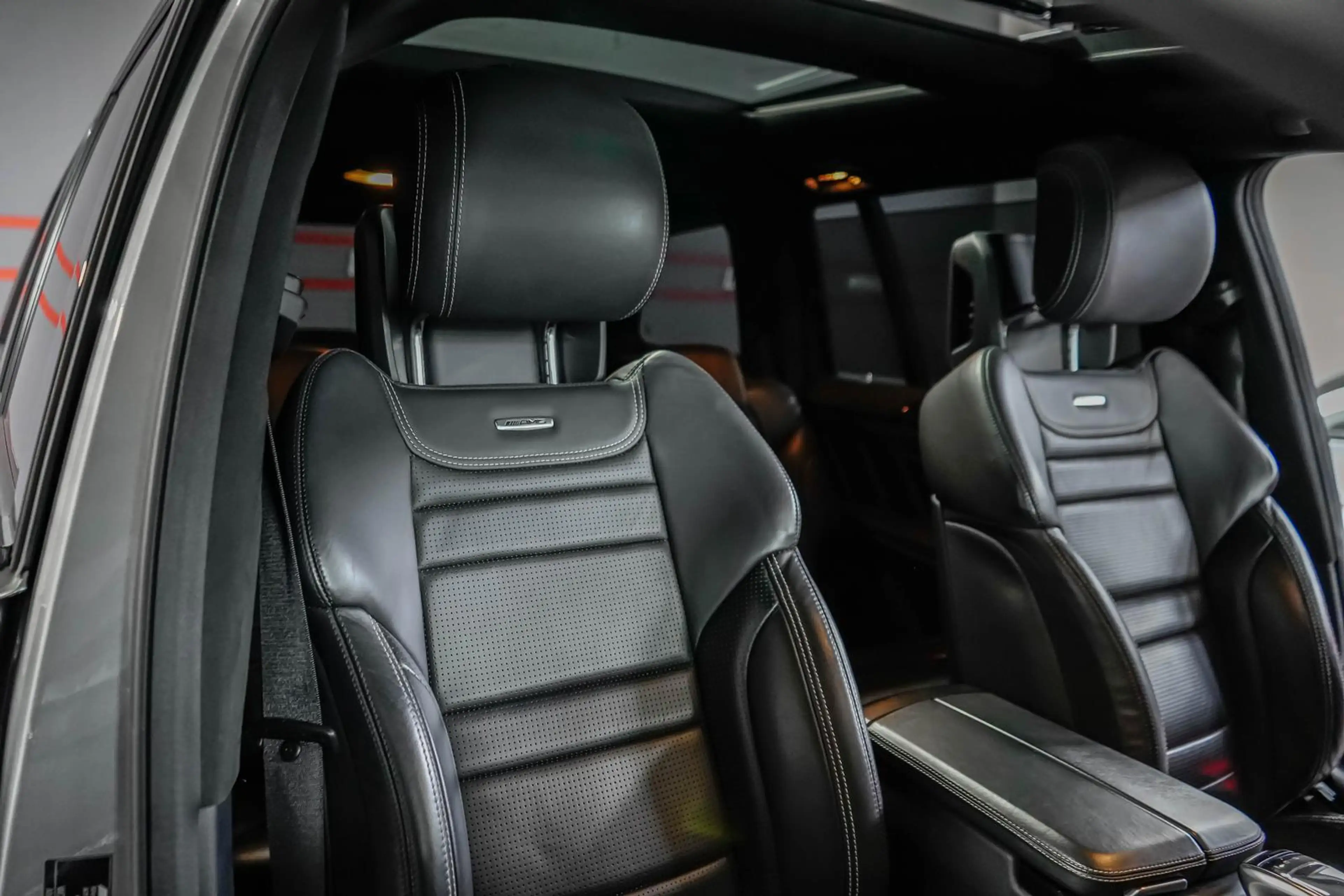 Mercedes-Benz GLS 63 AMG 5.5 V8 4M LED AHK PANO B&O MASSAGE TV — photo 22
