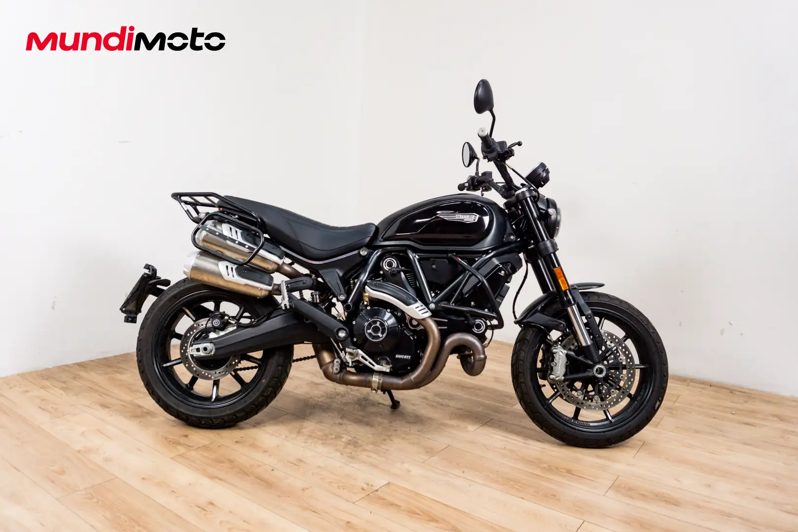 Ducati Scrambler - 1