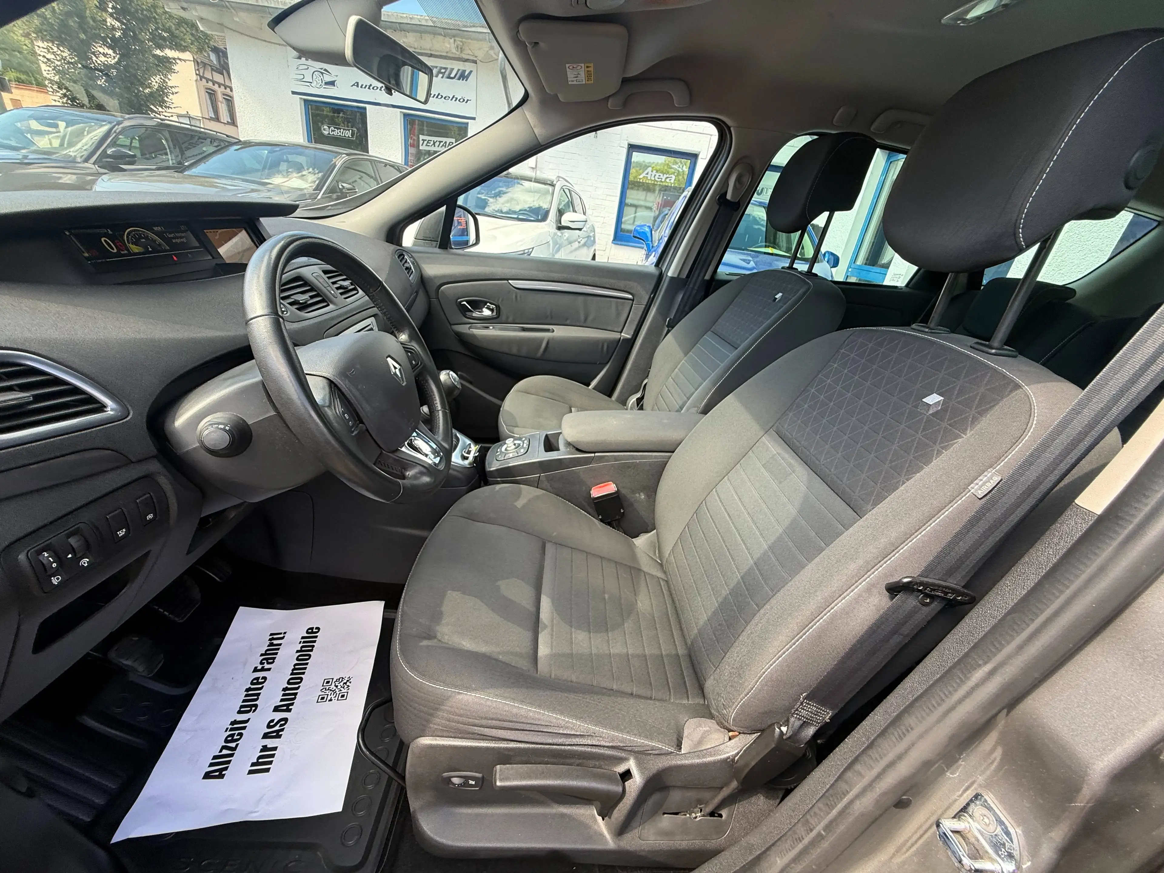 Renault Grand Scenic 1.2 TCe ENERGY Grand Limited+7 SITZE+2. HAND+NAVI+KLIMATRONIK+6 GANG+PDC+SHZ+TÜV:NEU — photo 8